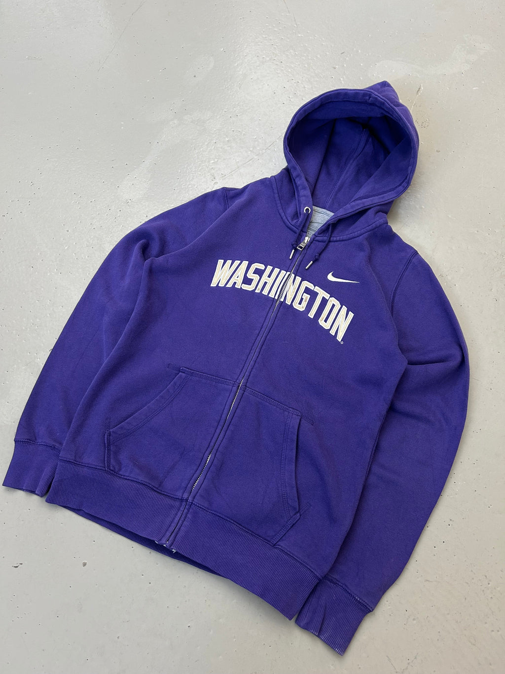 Nike Wisconsin Vintage Hoodie - Re:Junk Vintage
