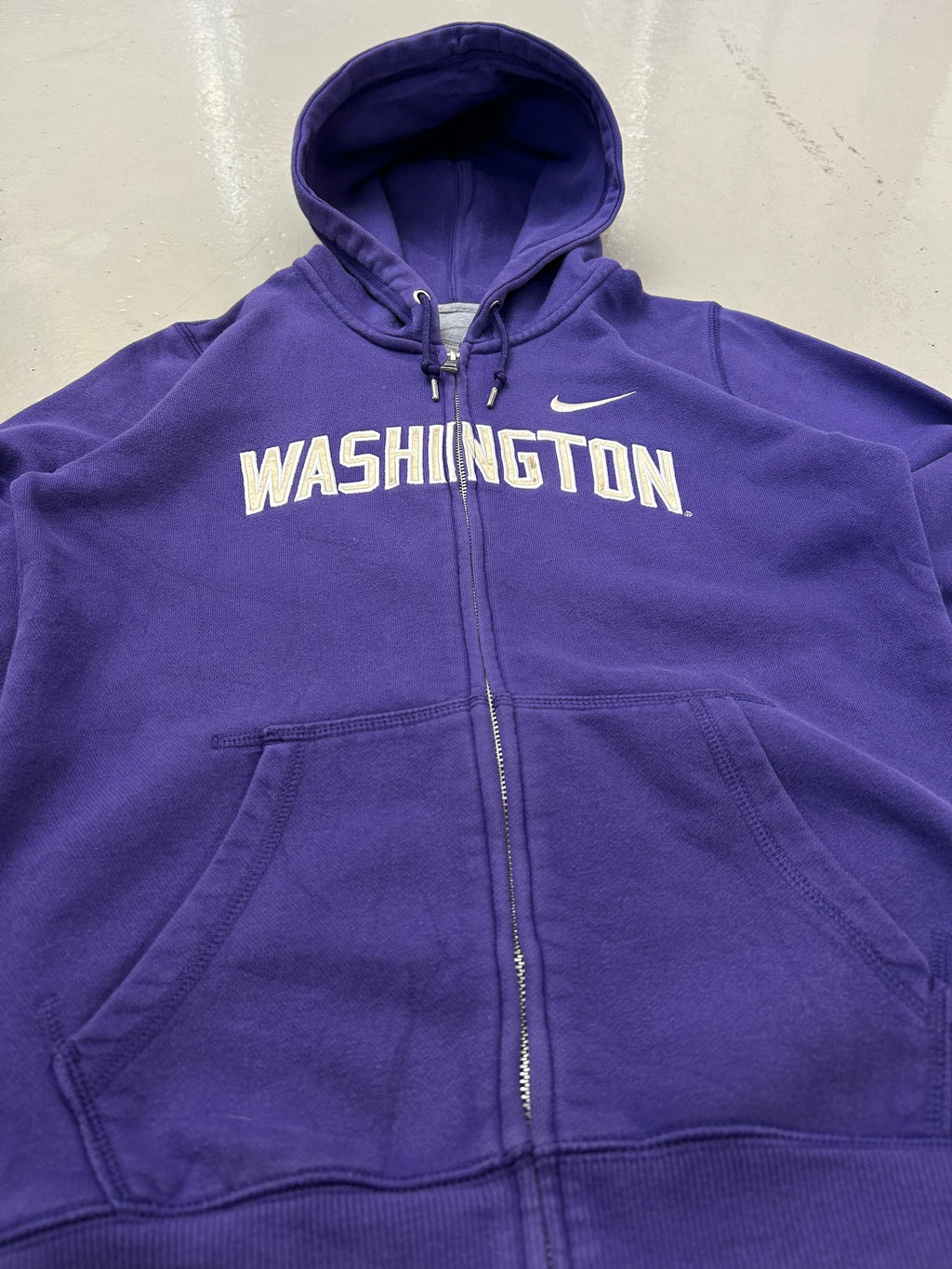 Nike Wisconsin Vintage Hoodie - Re:Junk Vintage
