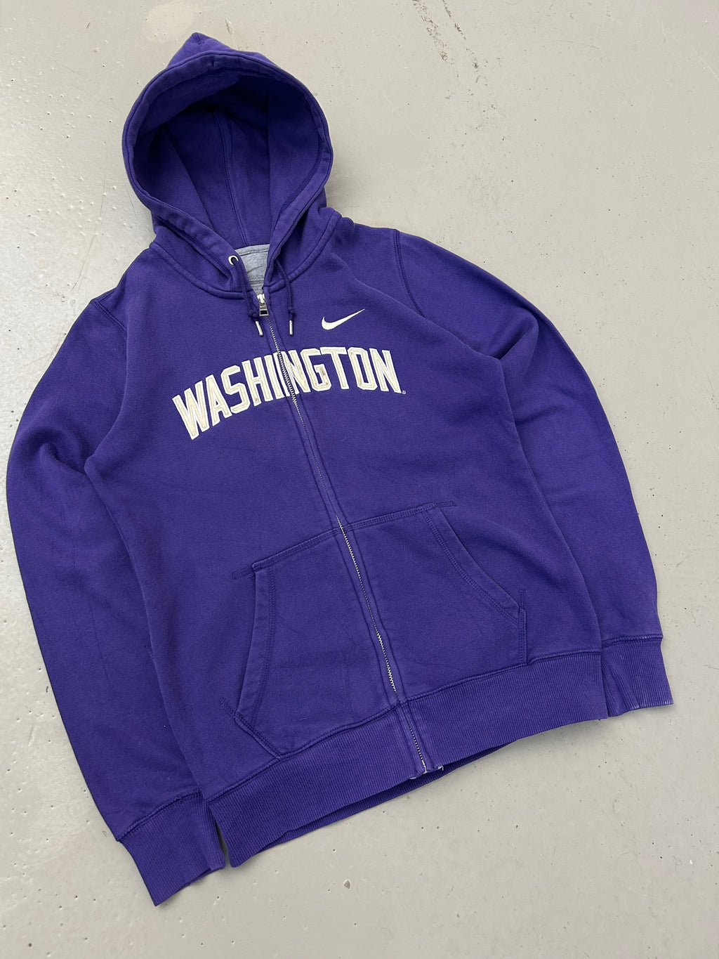Nike Wisconsin Vintage Hoodie - Re:Junk Vintage