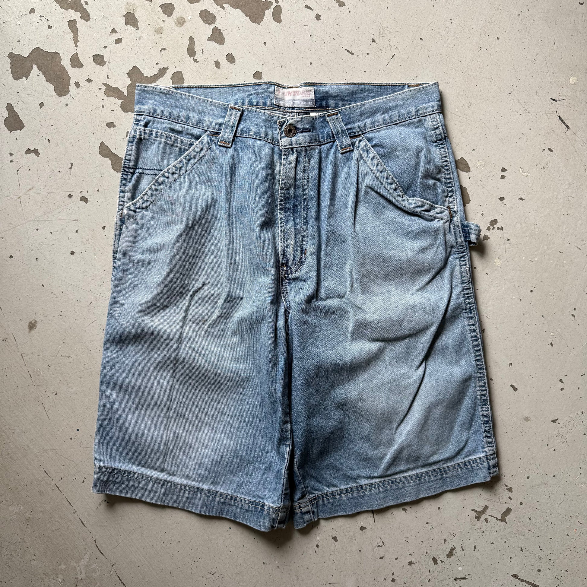 Old Navy carpenter jorts | lyseblå | W33 - Re:Junk Vintage