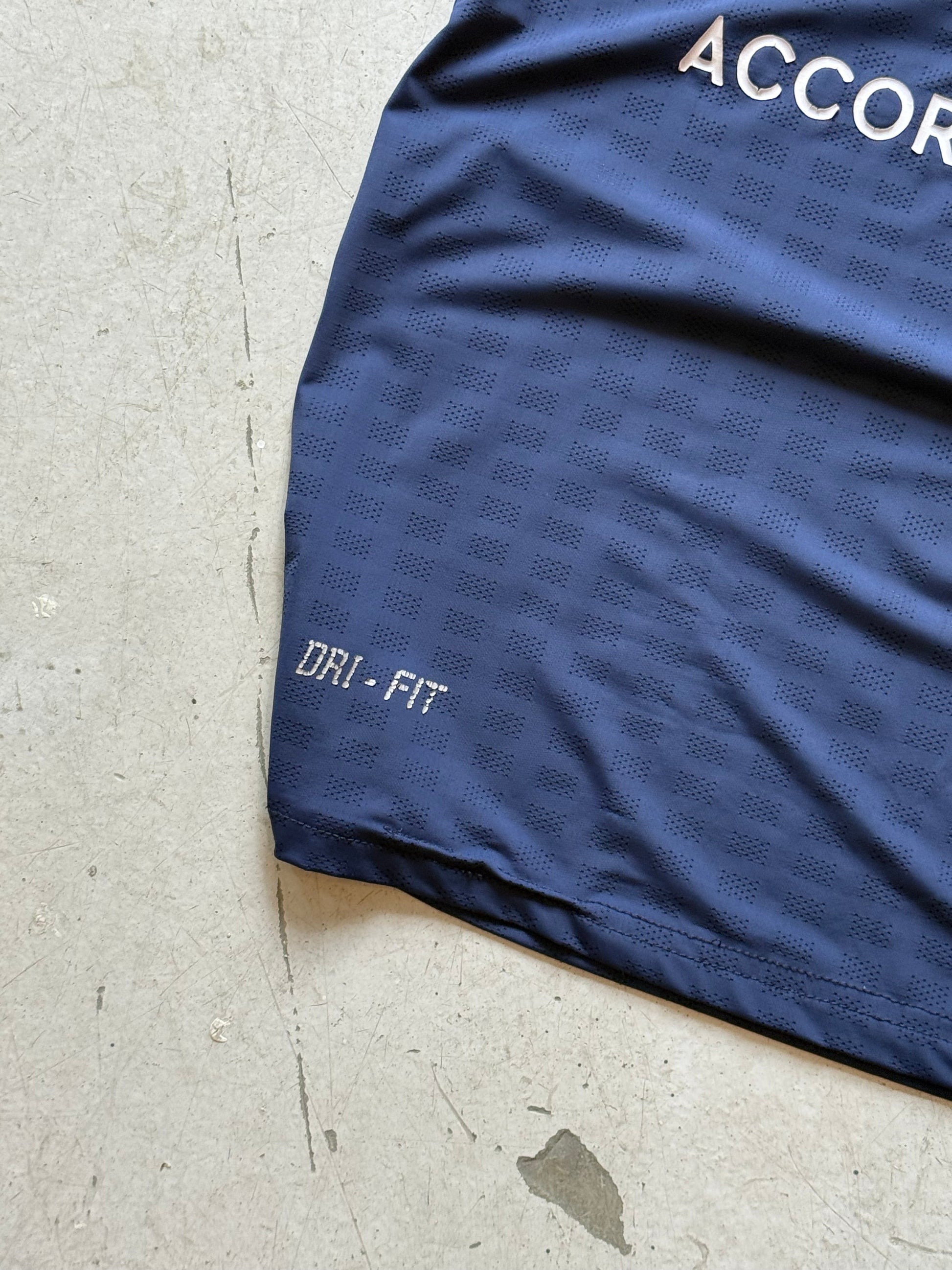 Paris Saint Germain Træningstrøje – 2021/2022 - Medium - Re:Junk Vintage