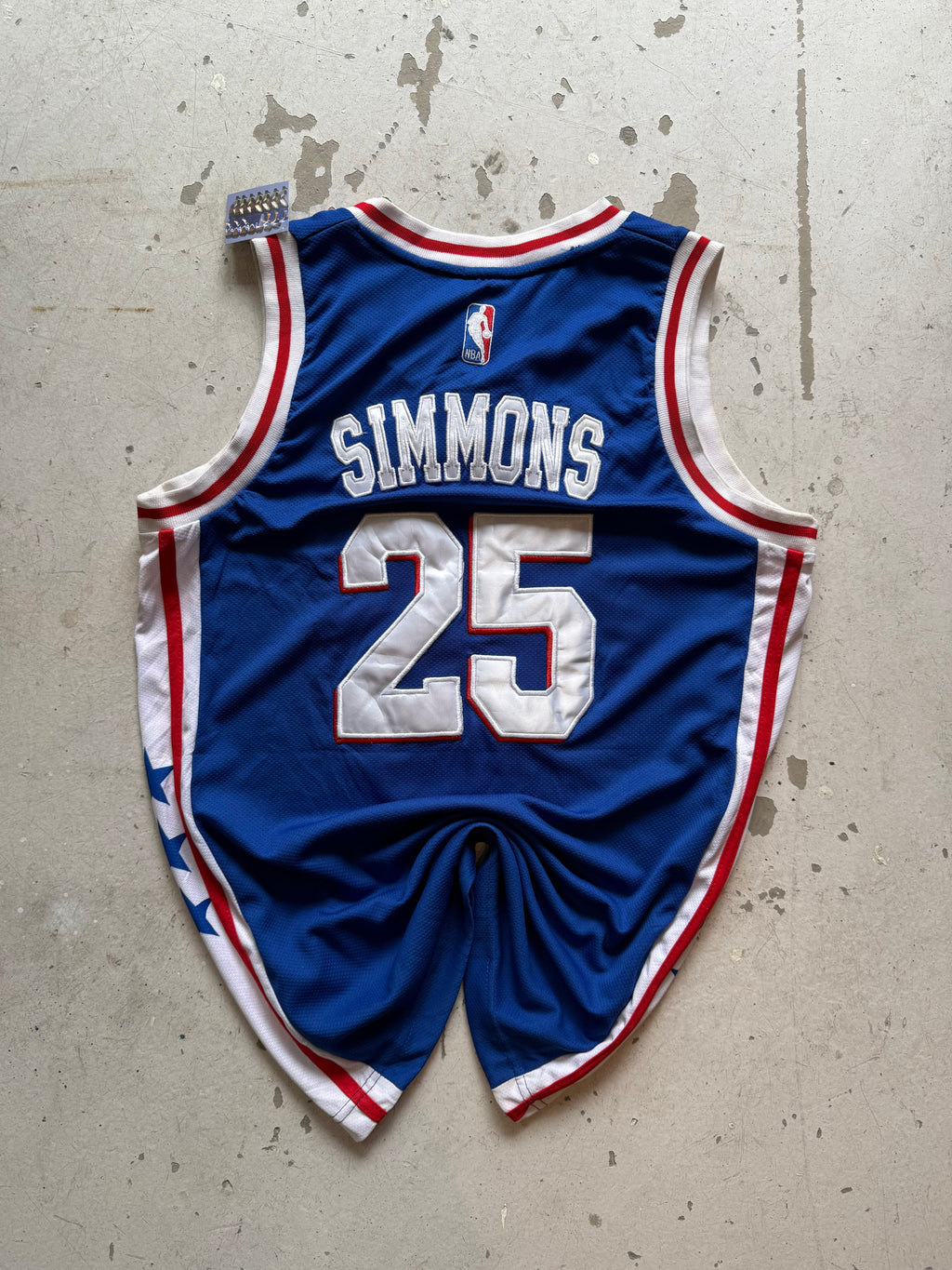 Philadelphia 76ers vintage NBA basketballtrøje – Large - Re:Junk Vintage