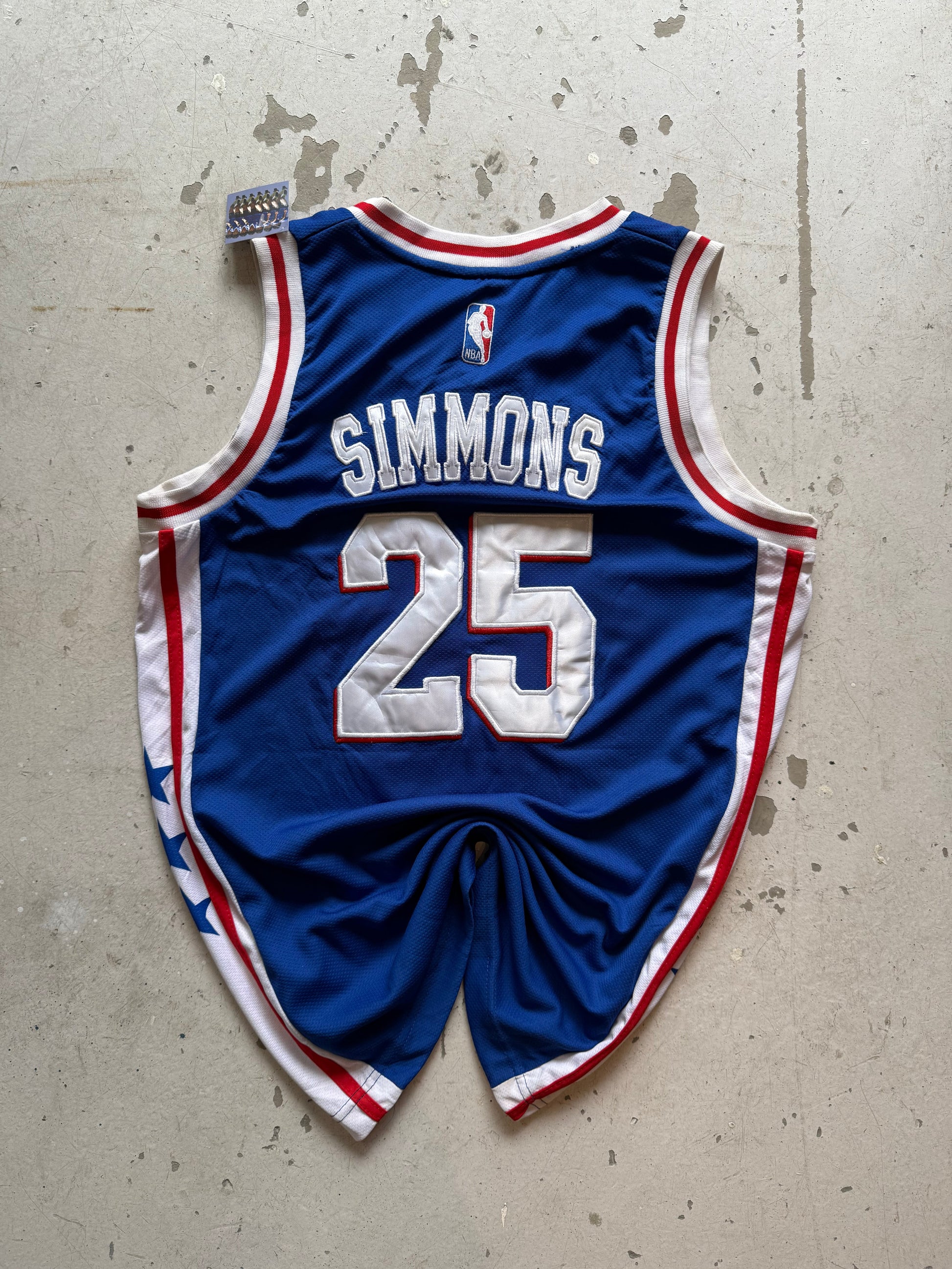 Philadelphia 76ers vintage NBA basketballtrøje – Large - Re:Junk Vintage