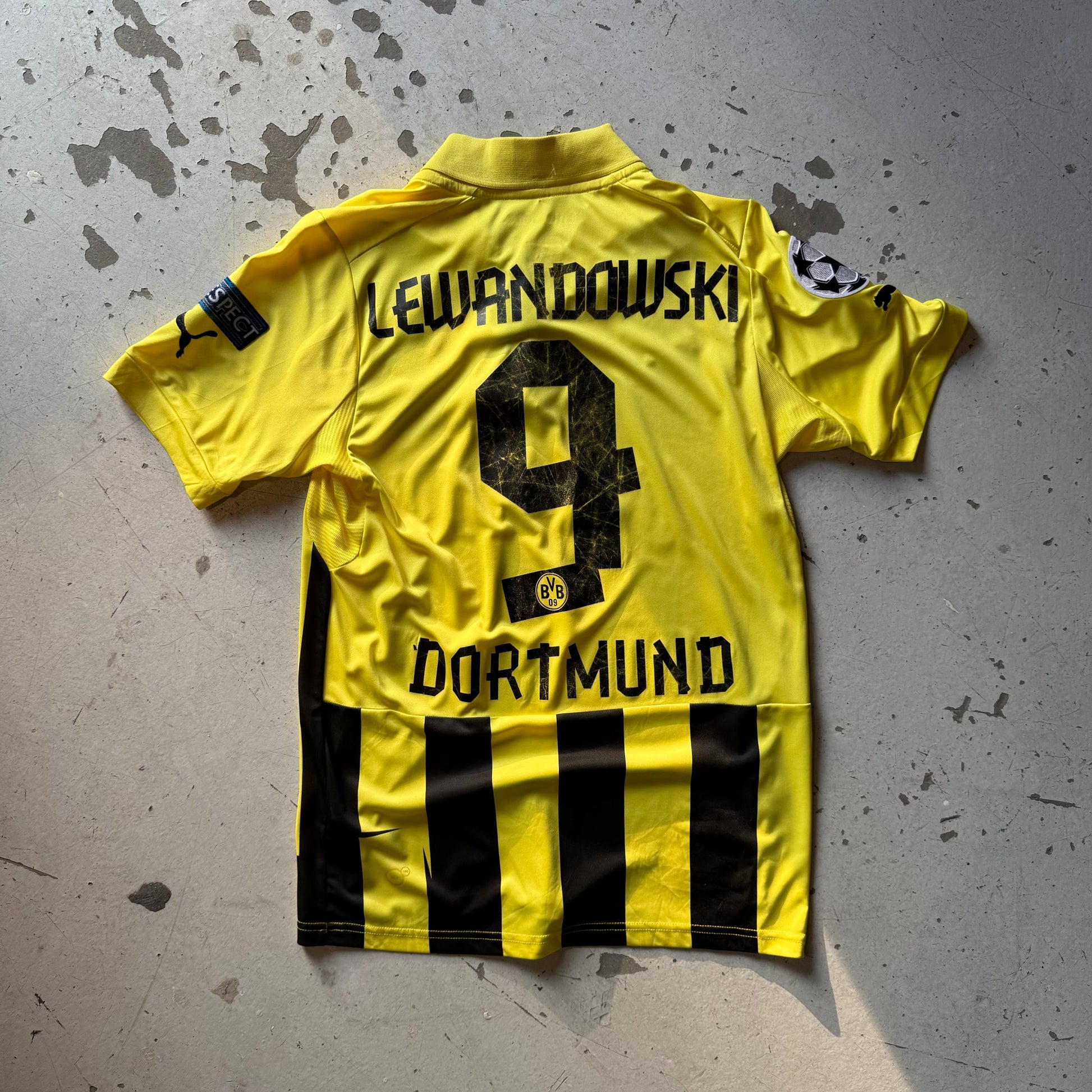 Puma Borussia Dortmund Lewandowski 9 | Fodboldtrøje | Gul/Sort | M - Re:Junk Vintage
