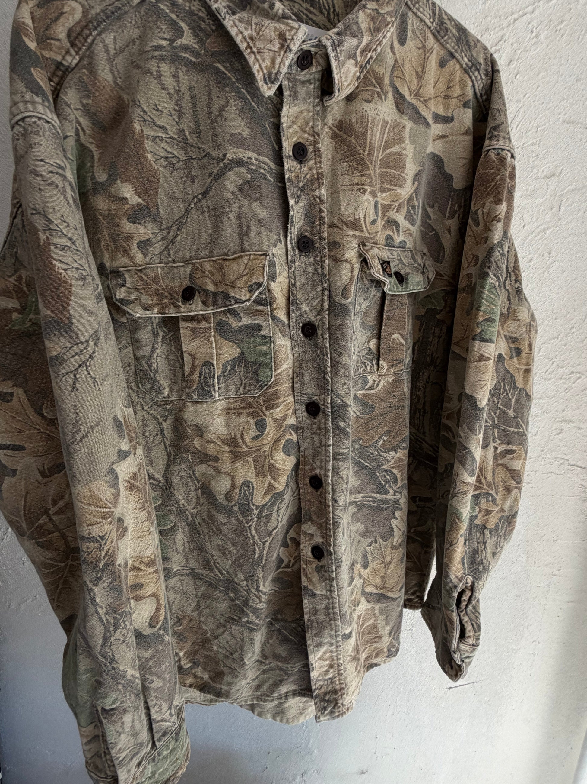Real Tree | Skjorte | Camo | L - Re:Junk Vintage