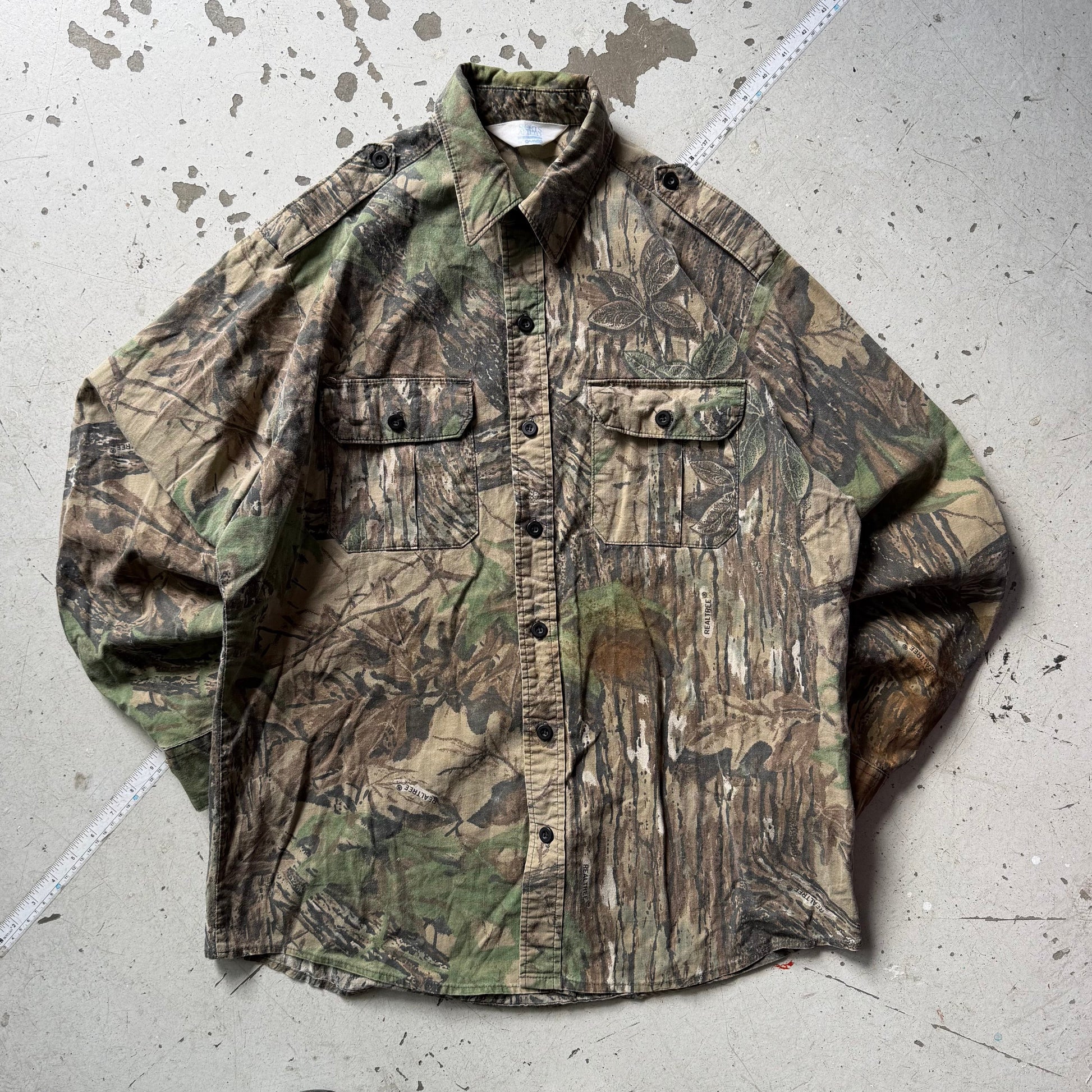 Real Tree | Skjorte | Camo | Medium - Re:Junk Vintage