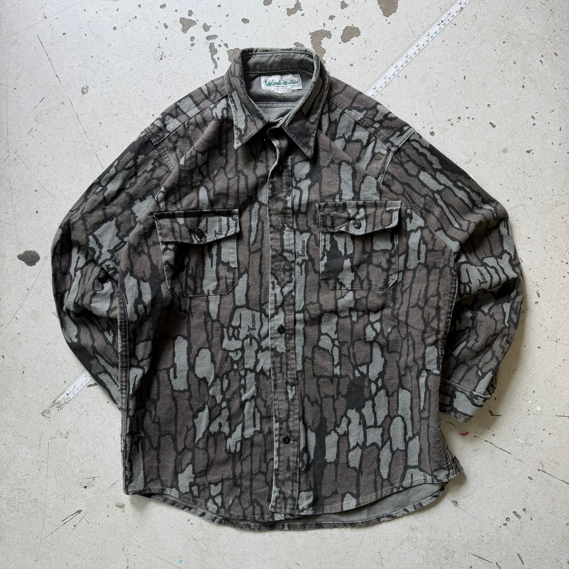 Real Tree | Skjorte | Camo | Medium - Re:Junk Vintage
