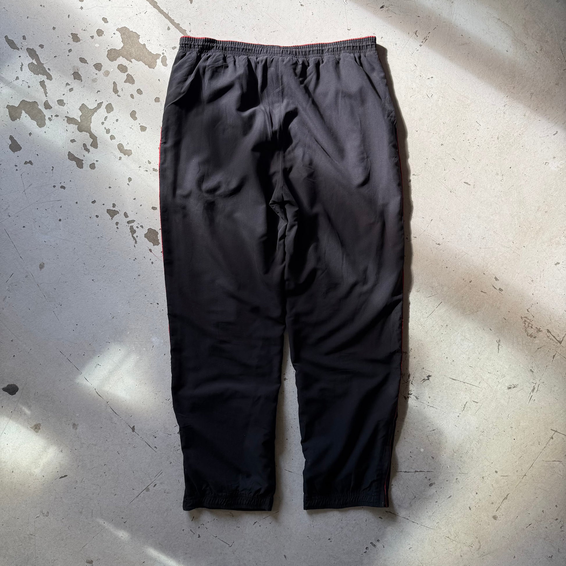 Reebok | Liverpool trackpants | sort/rød | L - Re:Junk Vintage