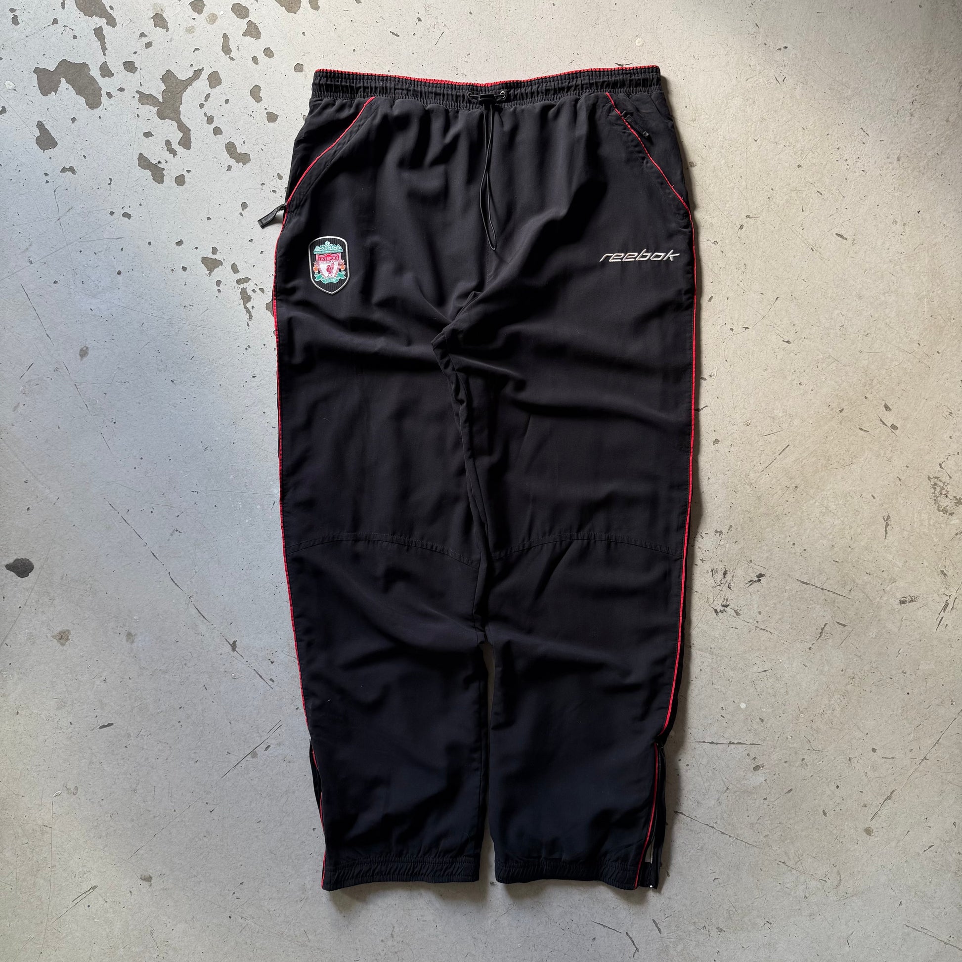 Reebok | Liverpool trackpants | sort/rød | L - Re:Junk Vintage