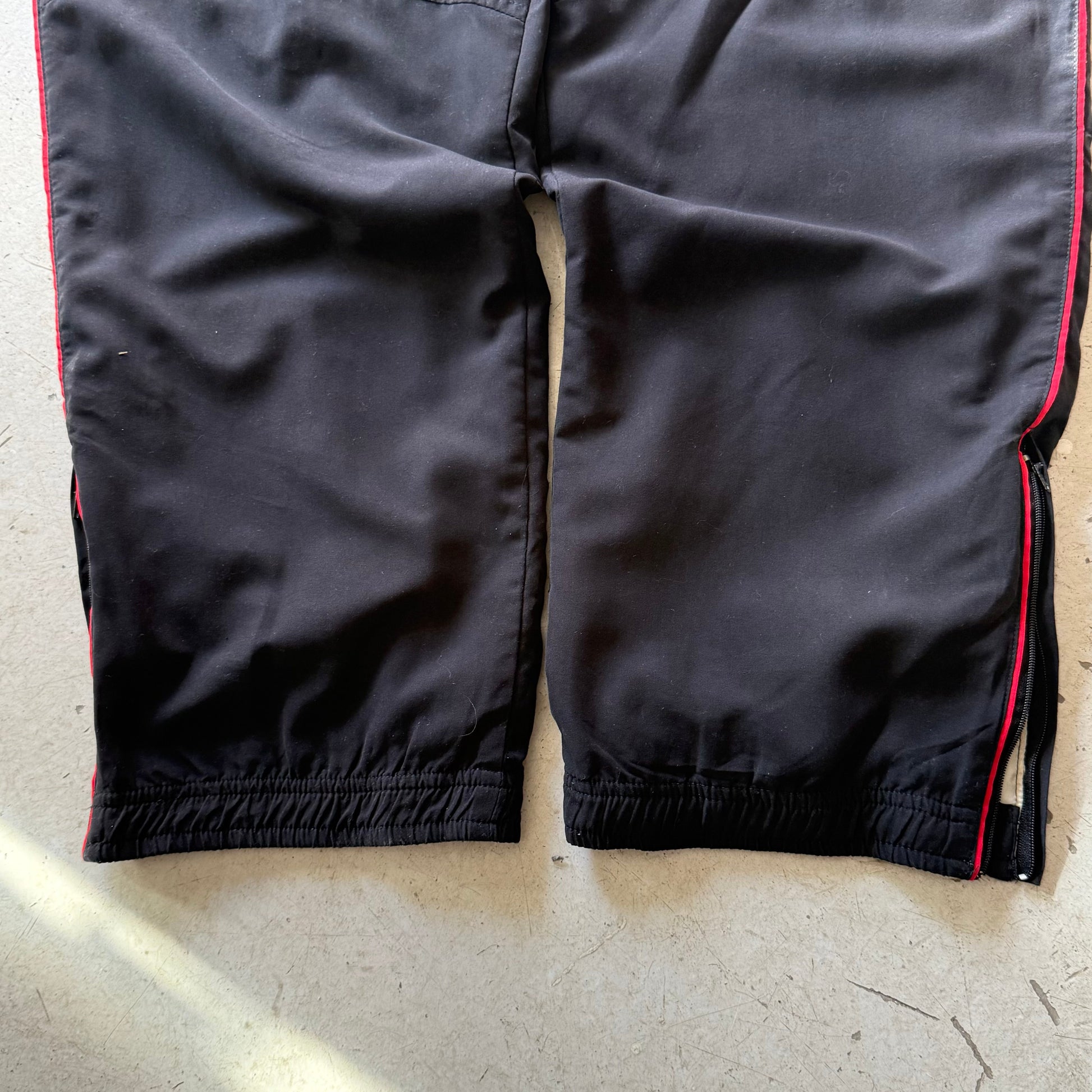 Reebok | Liverpool trackpants | sort/rød | L - Re:Junk Vintage