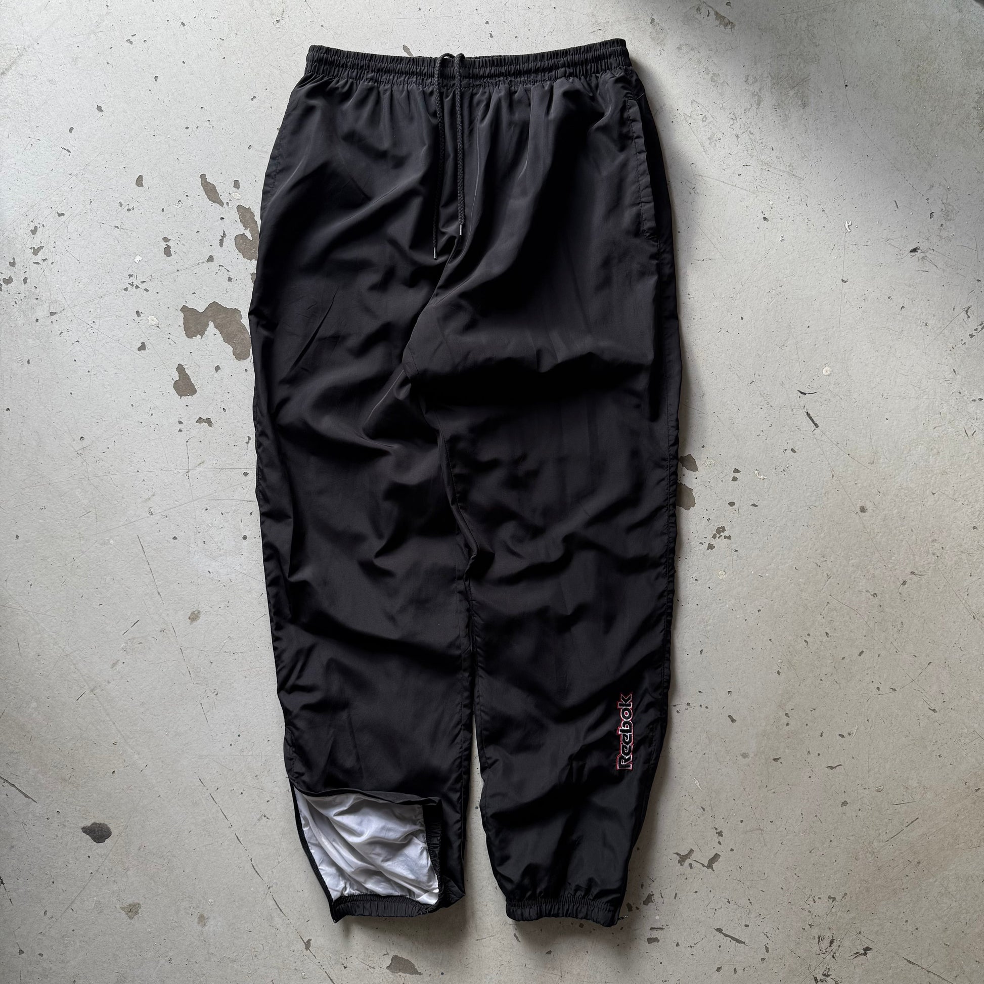 Reebok | trackpants | sort | L - Re:Junk Vintage