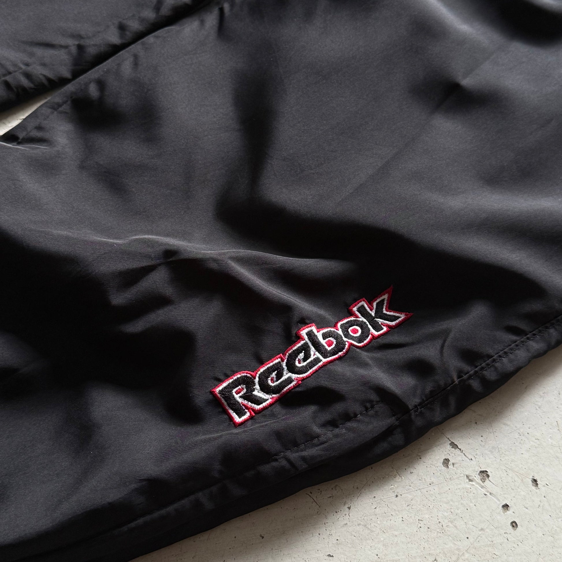 Reebok | trackpants | sort | L - Re:Junk Vintage