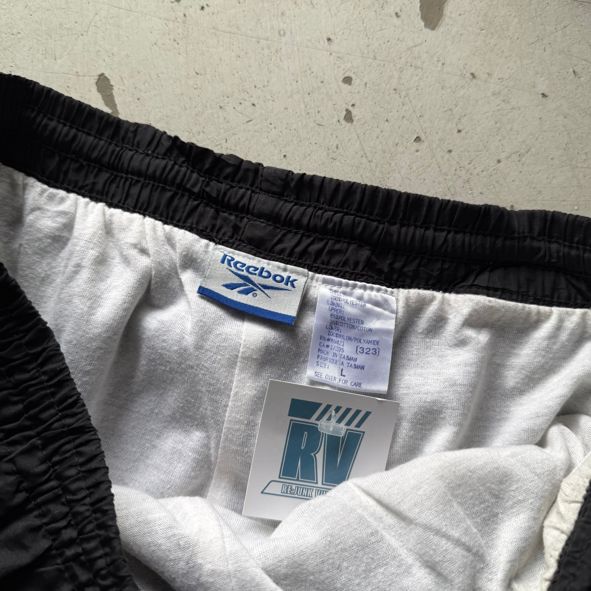 Reebok | trackpants | sort | L - Re:Junk Vintage