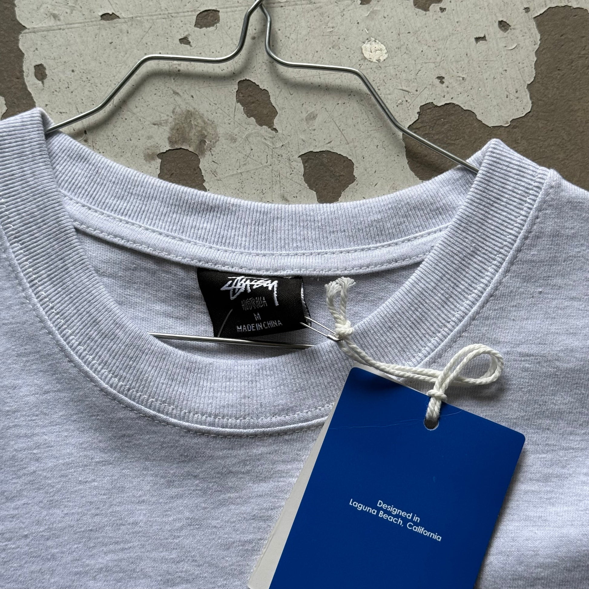 Stussy Deadstock T-shirt | Vintage | Grå | Medium - Re:Junk Vintage