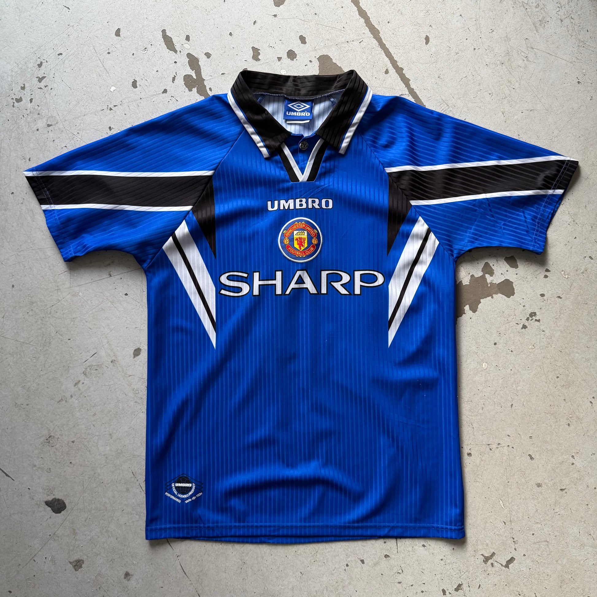 Umbro Manchester United vintage fodboldtrøje blå Solskjær 20 L - Re:Junk Vintage