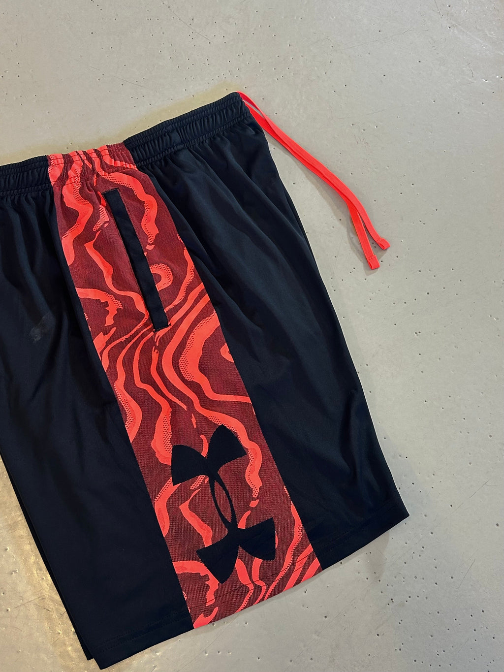 Under Armour Sport Shorts - XL - Re:Junk Vintage