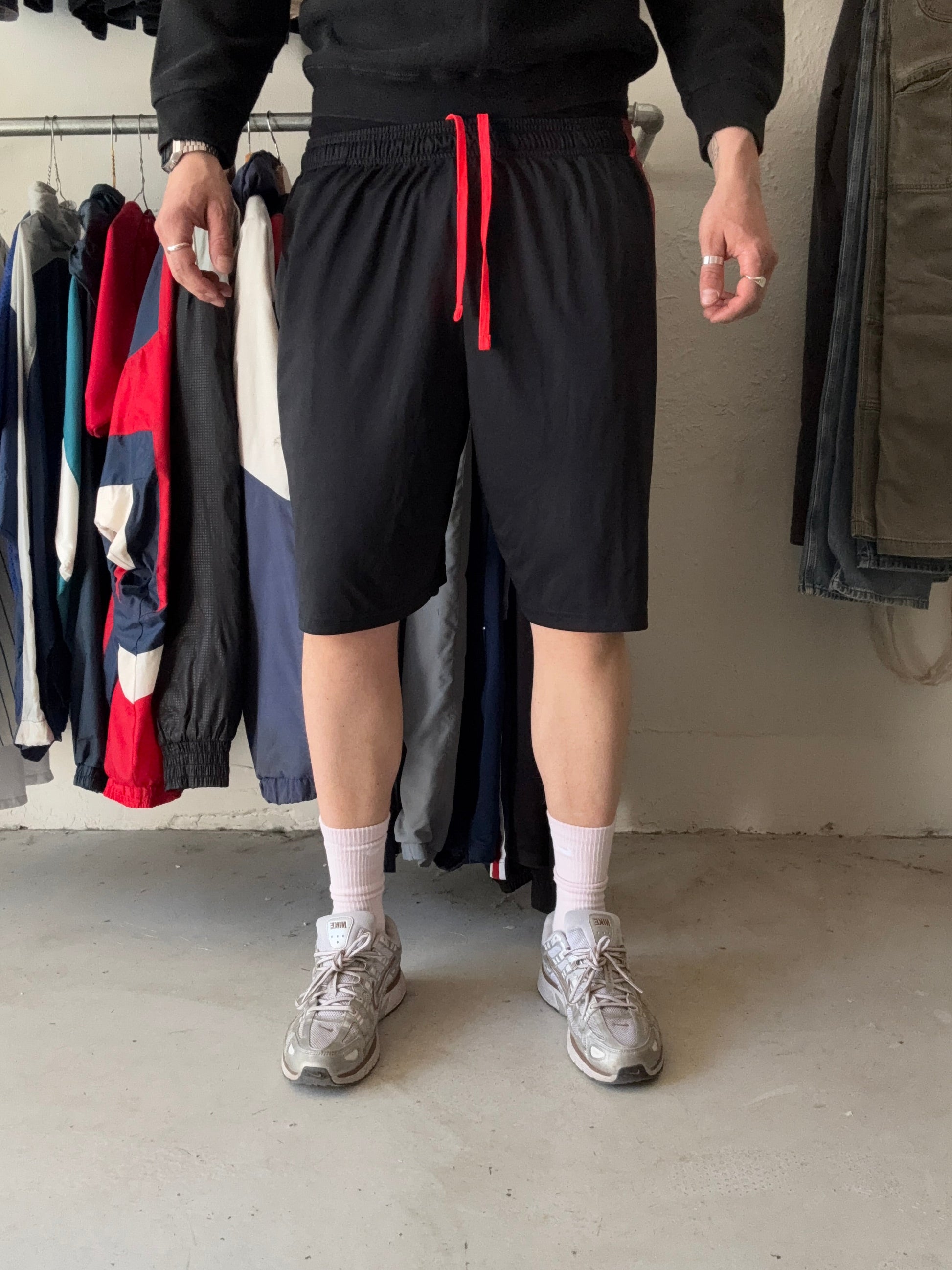 Under Armour Sport Shorts - XL - Re:Junk Vintage