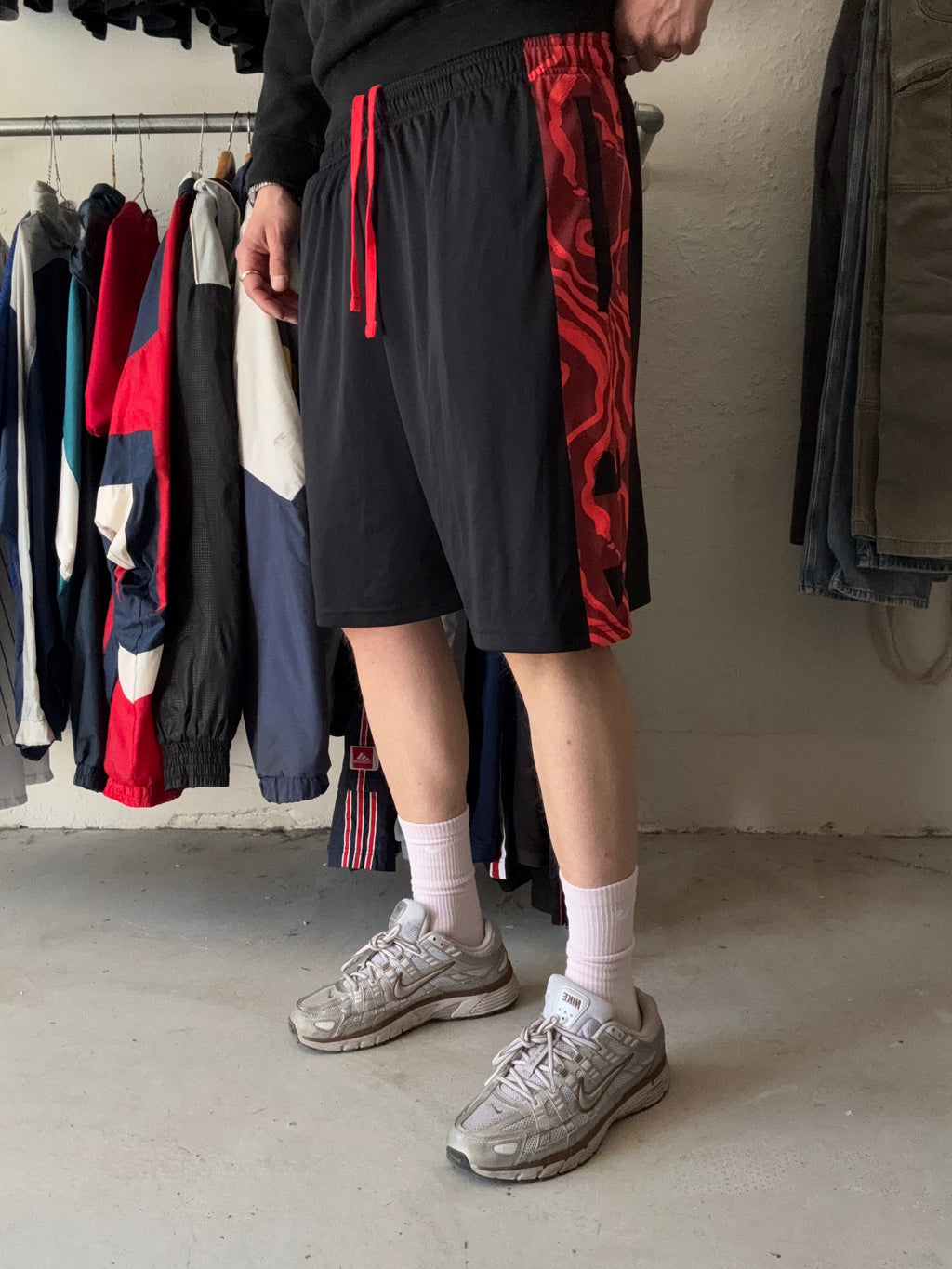 Under Armour Sport Shorts - XL - Re:Junk Vintage