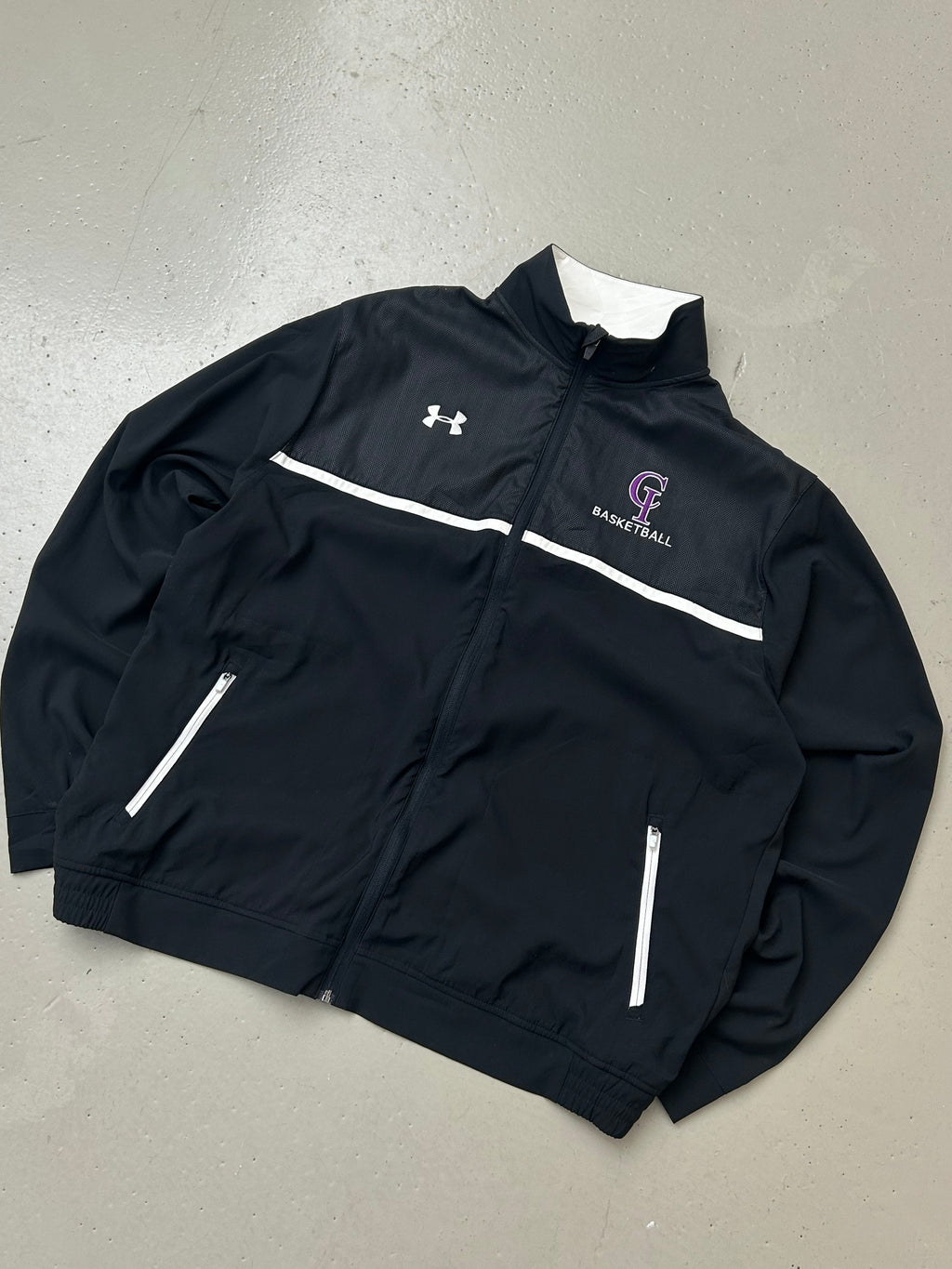 Under Armour Trackjacket - XL - Re:Junk Vintage