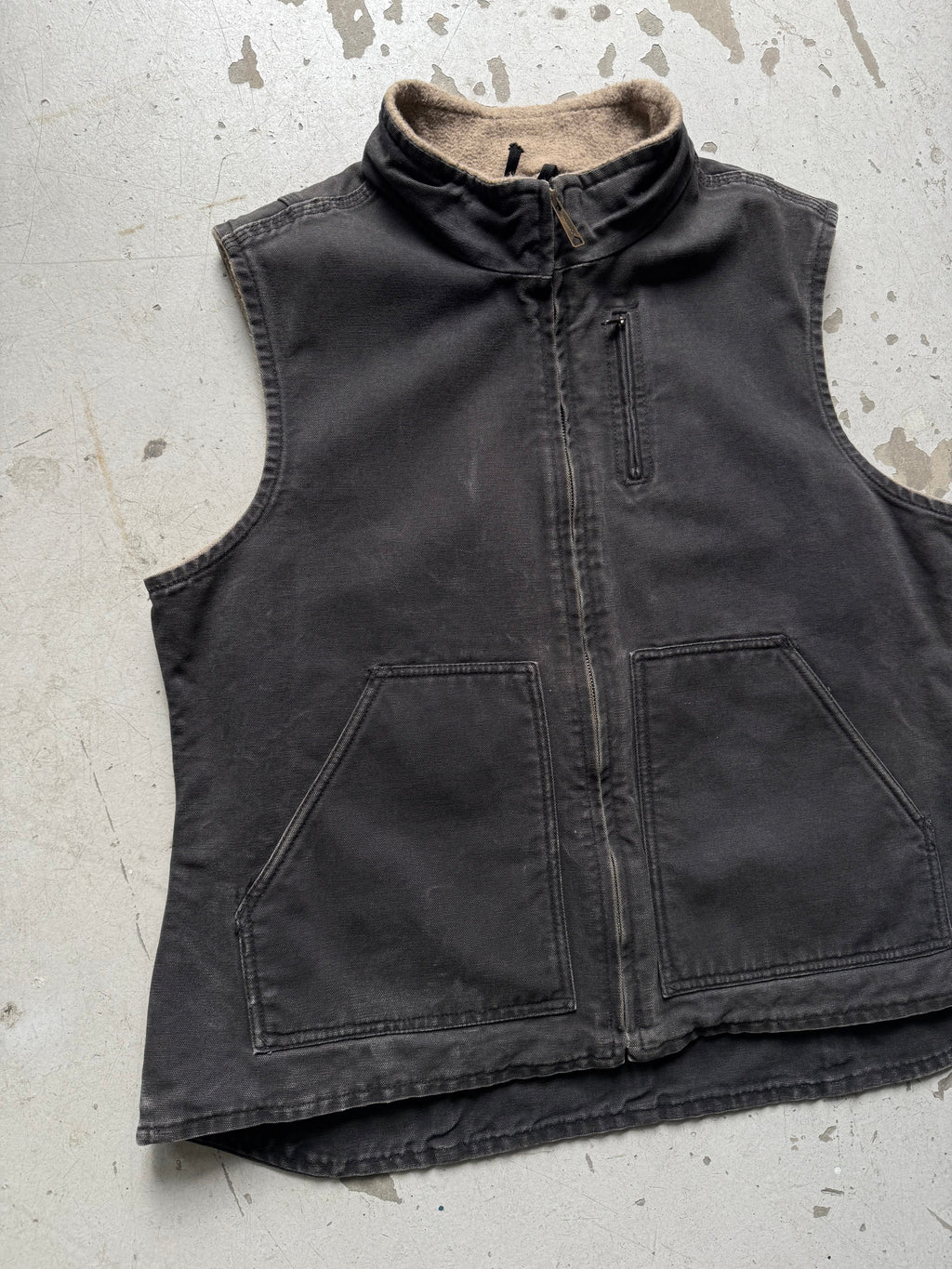 Vintage Carhartt Sherpa Vest – Washed Black (M) - Re:Junk Vintage