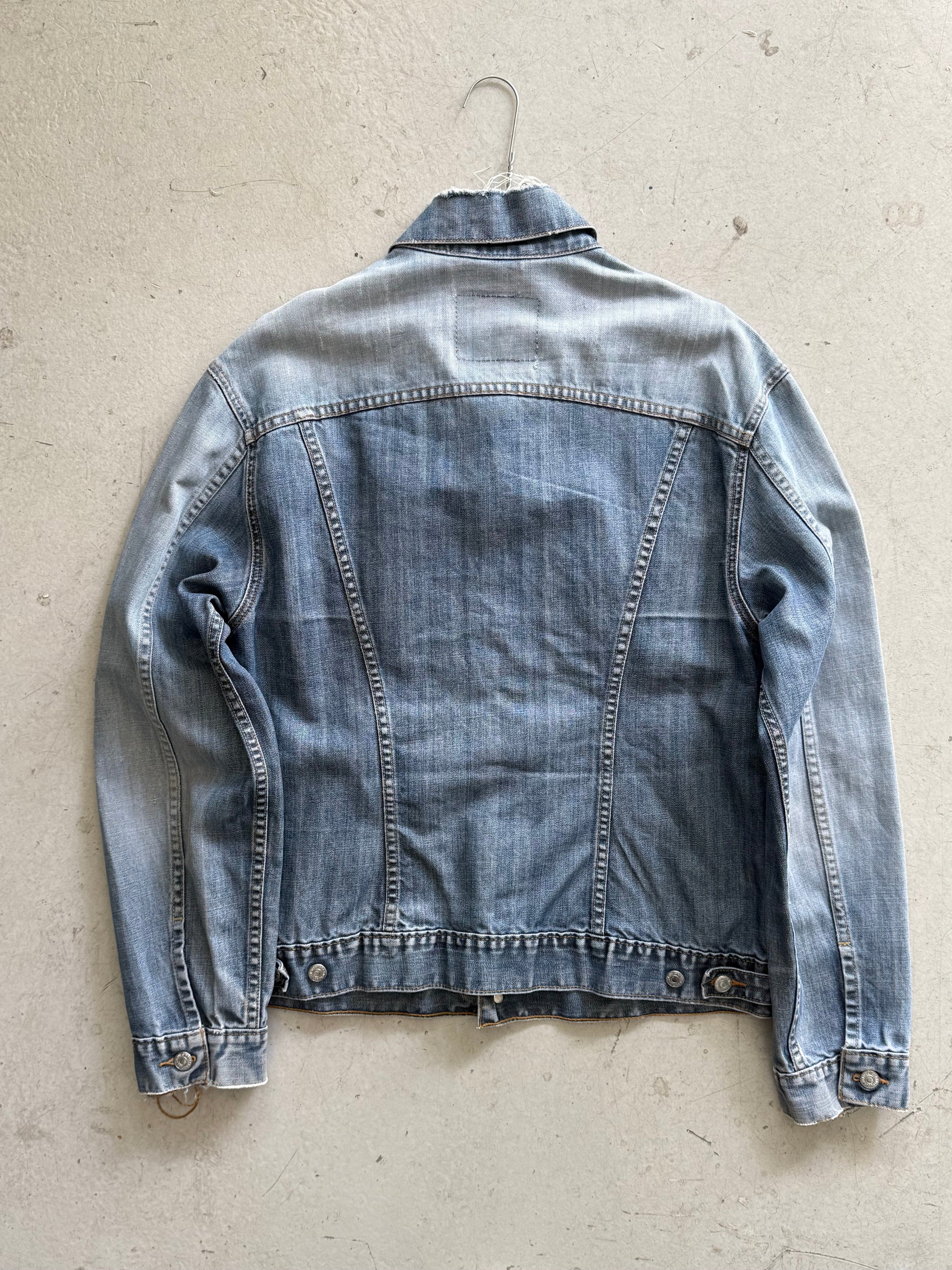 Vintage Levi’s Denim Jacket – Faded Blue Trucker Style - Re:Junk Vintage