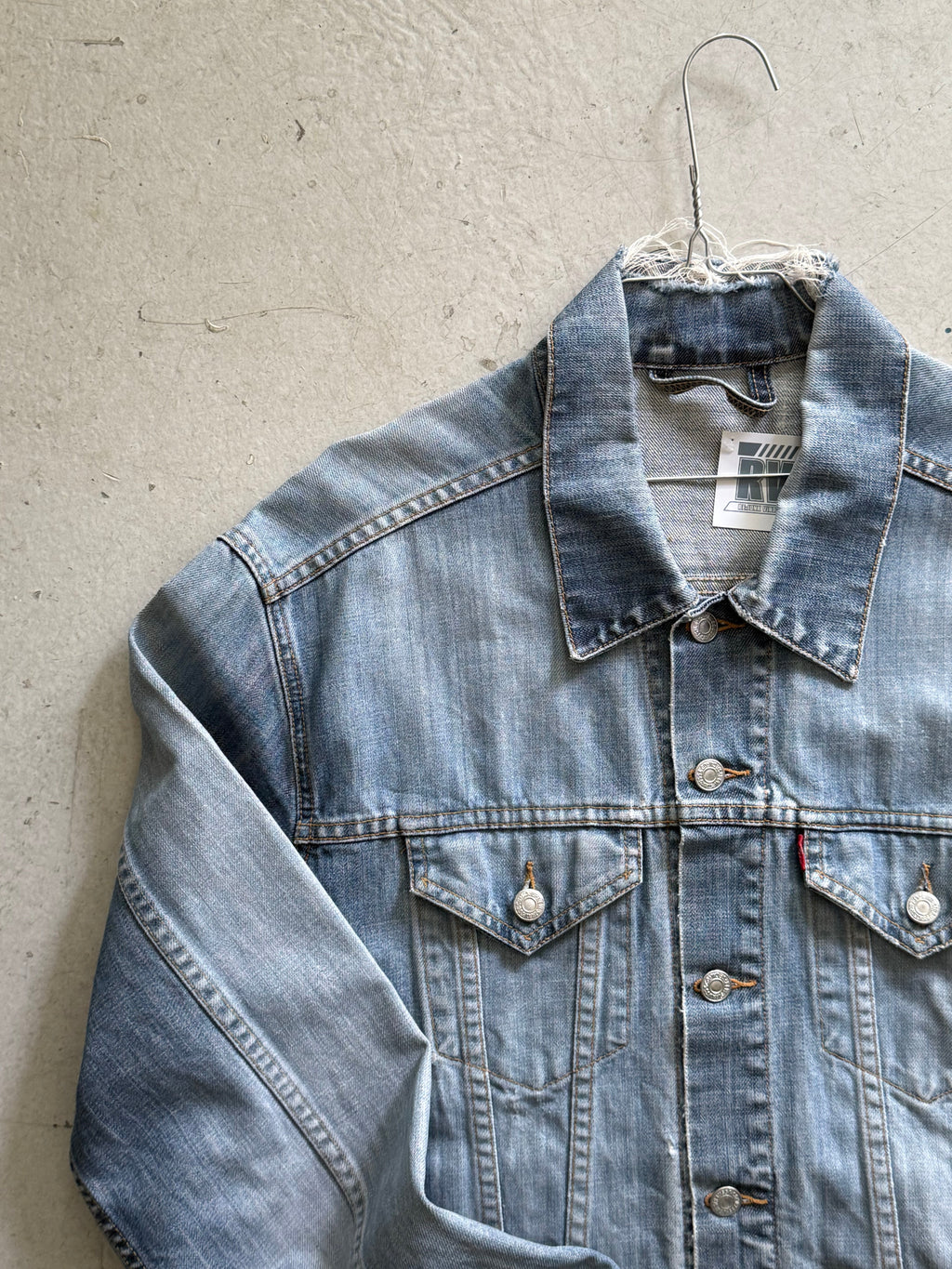 Vintage Levi’s Denim Jacket – Faded Blue Trucker Style - Re:Junk Vintage