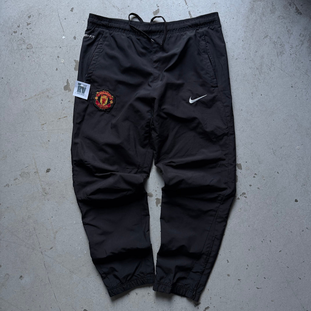 Vintage Nike Manchester United Trackpants - Re:Junk Vintage
