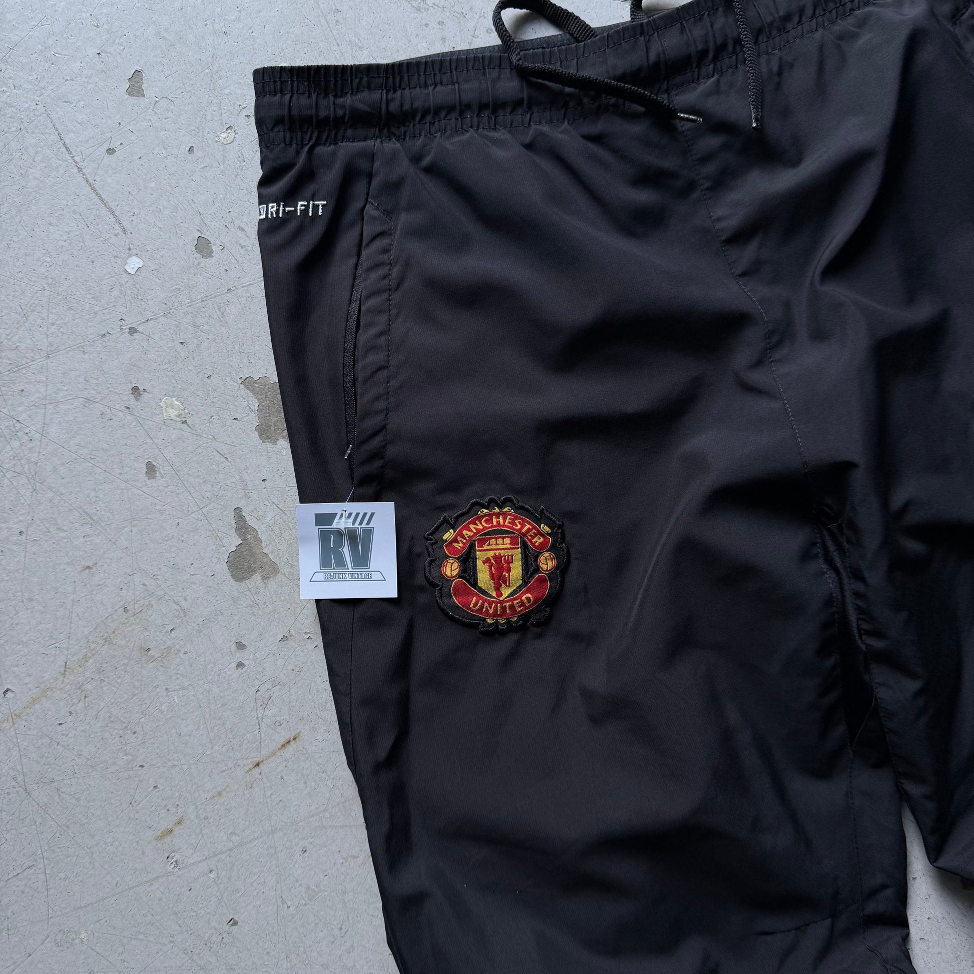 Vintage Nike Manchester United Trackpants - Re:Junk Vintage
