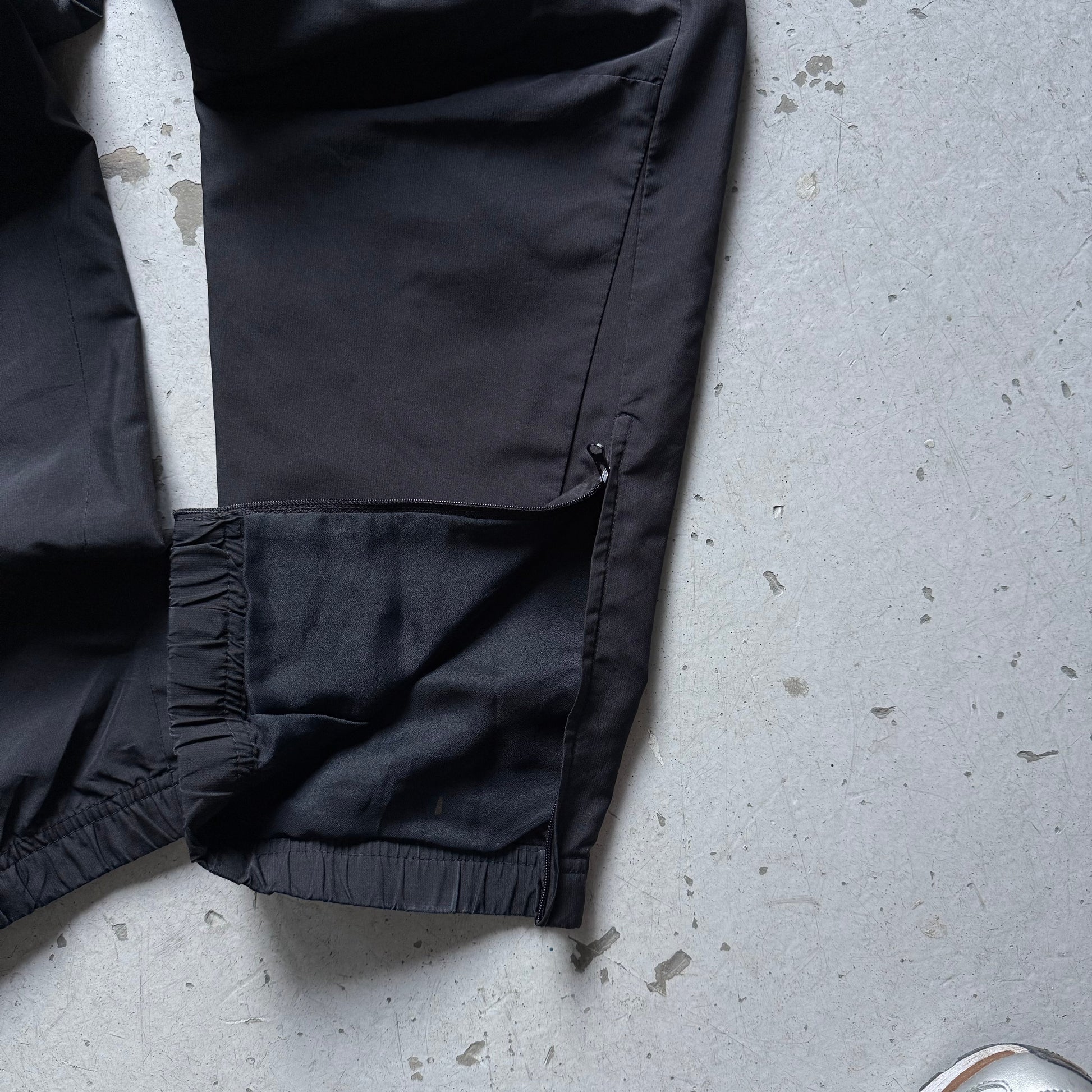 Vintage Nike Manchester United Trackpants - Re:Junk Vintage