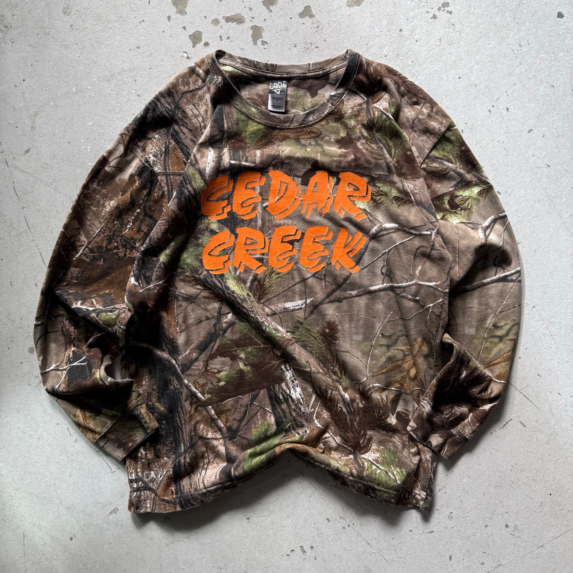 Vintage Real Tree Langærmet T-shirt – Cedar Creek - Re:Junk Vintage