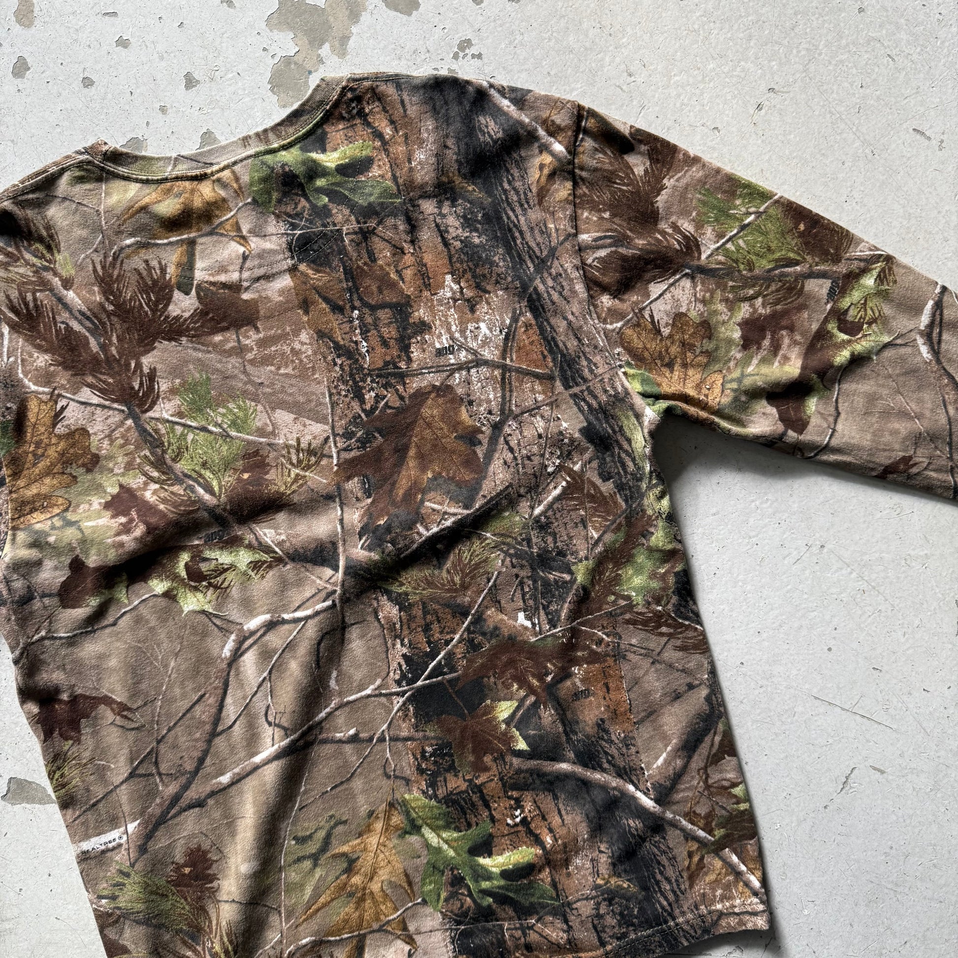 Vintage Real Tree Langærmet T-shirt – Cedar Creek - Re:Junk Vintage