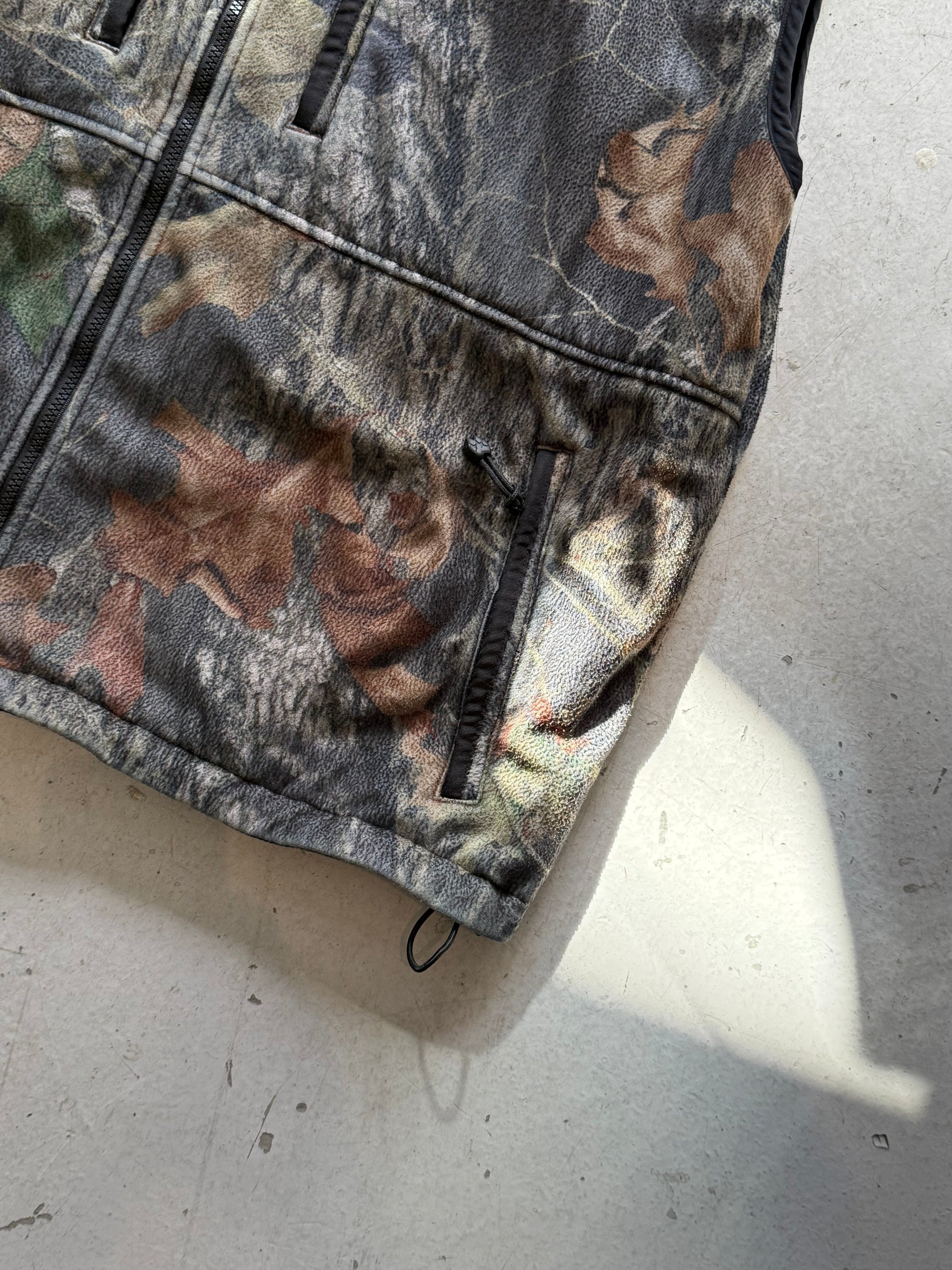 Vintage Realtree Fleece Vest – XL - Re:Junk Vintage