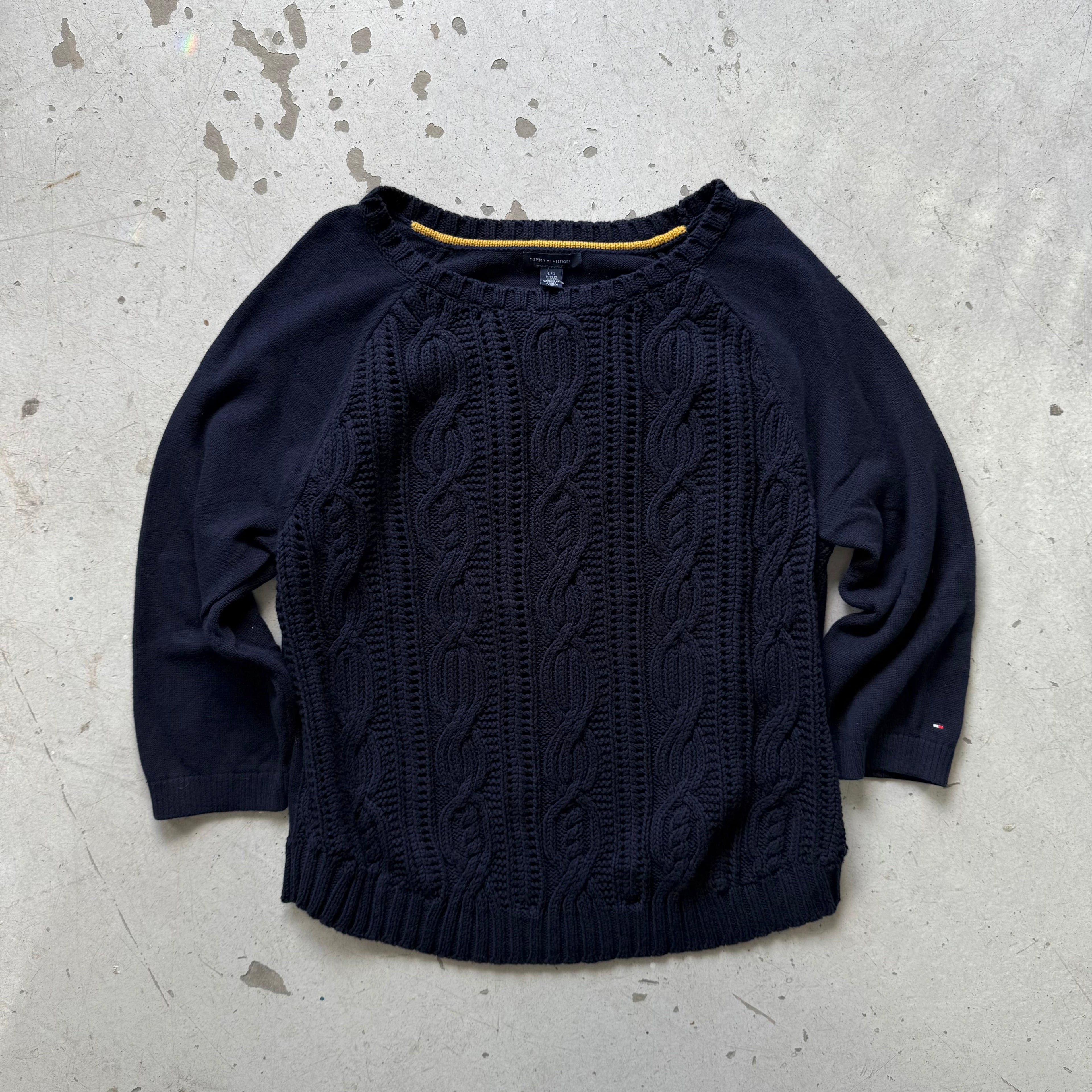 Vintage Tommy Hilfiger Navy Cable Knit Sweater