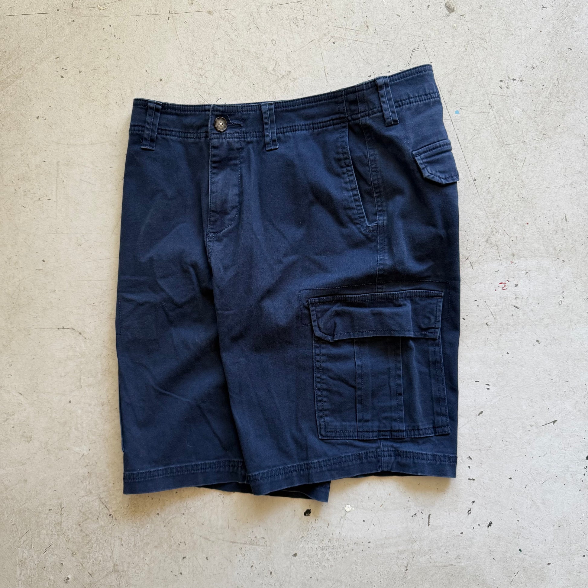 W30 | Vintage cargo shorts | navy | - Re:Junk Vintage