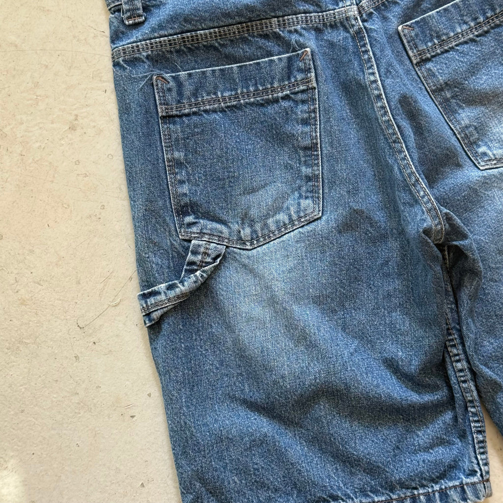 W32: Vintage denim jorts – loose fit workwear shorts - Re:Junk Vintage