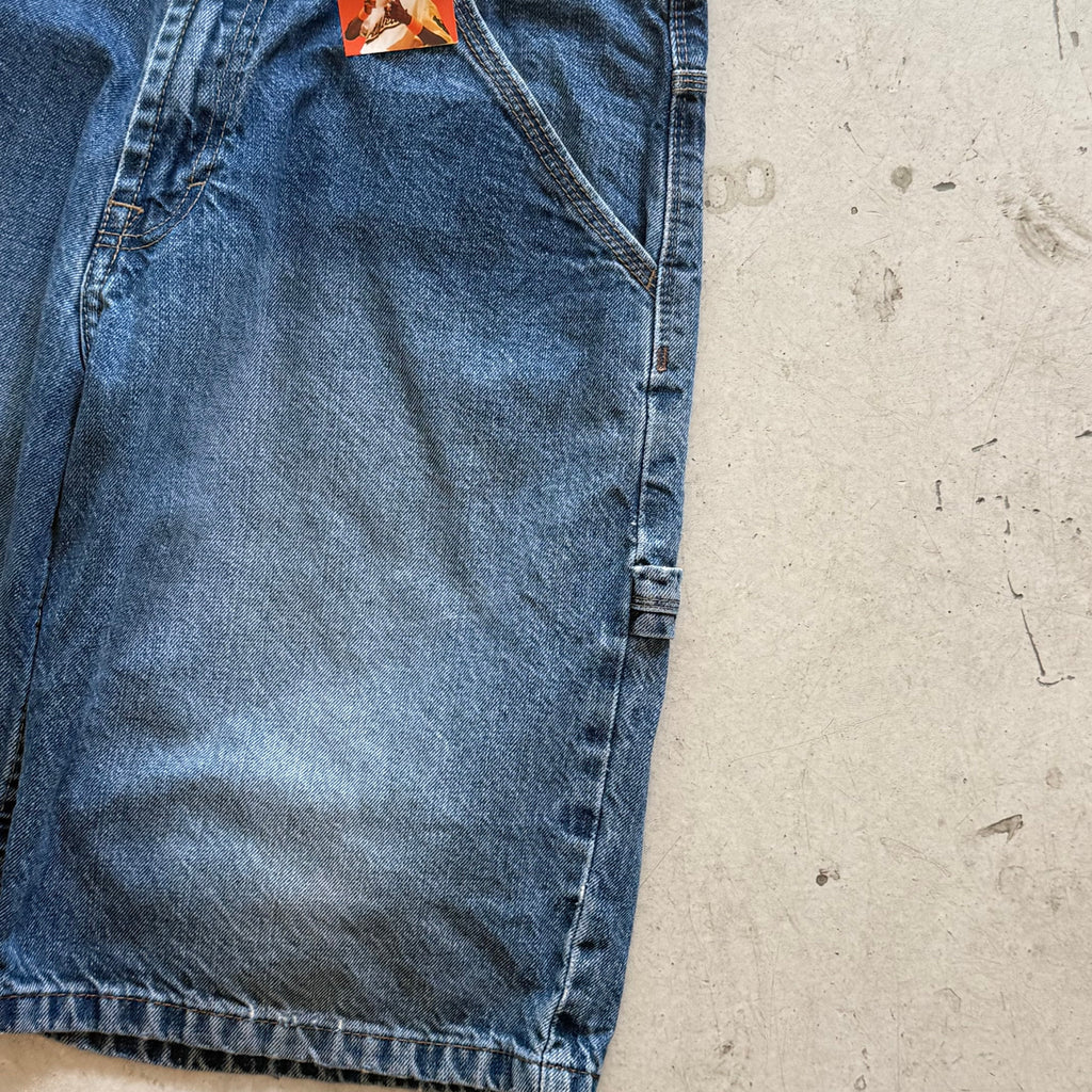 W32: Vintage denim jorts – loose fit workwear shorts - Re:Junk Vintage
