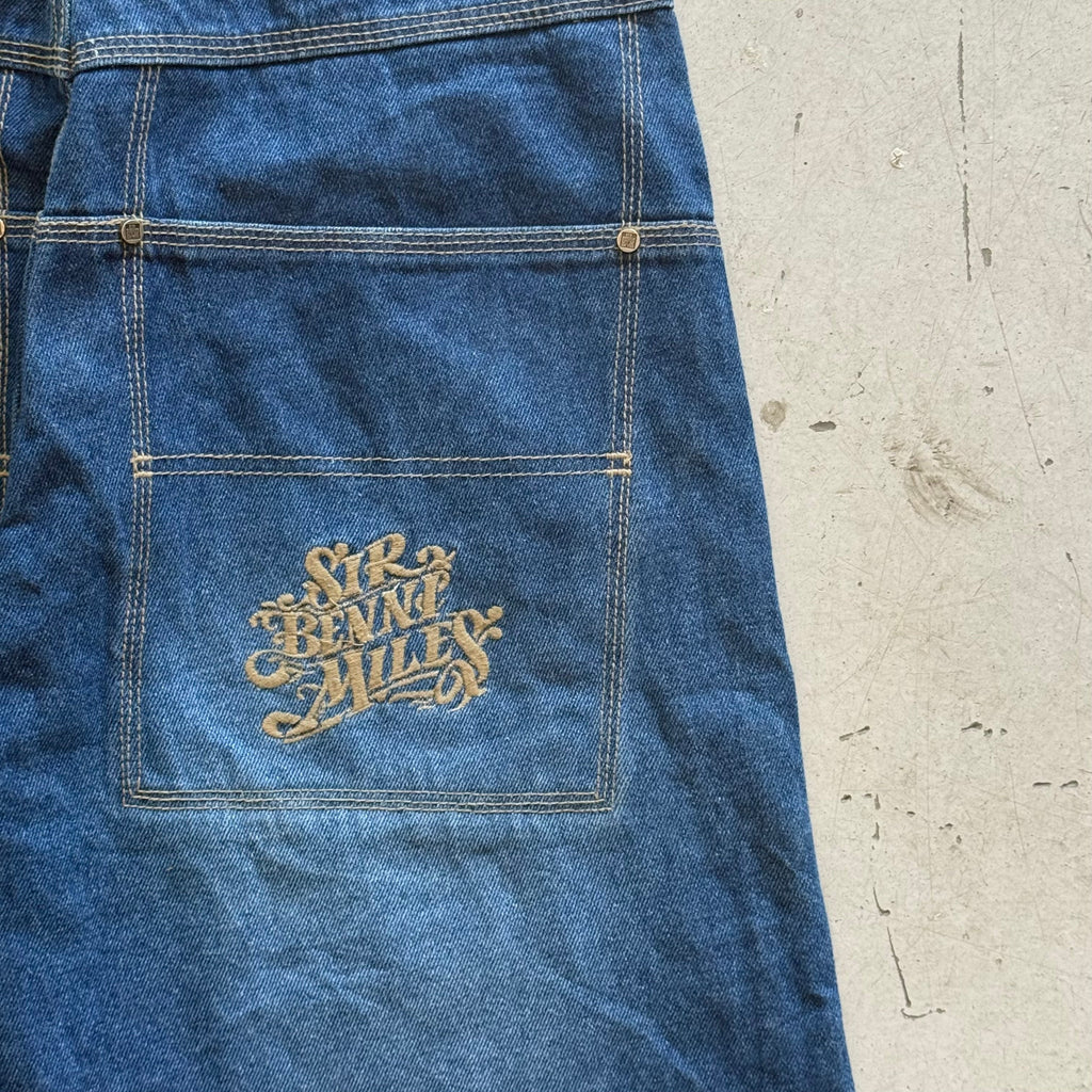 W32: Vintage denim jorts – loose fit workwear shorts - Re:Junk Vintage