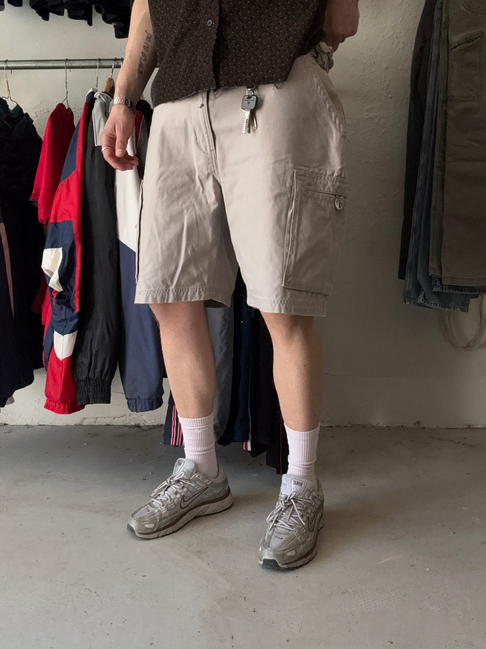 W34 | cargo shorts | beige | - Re:Junk Vintage