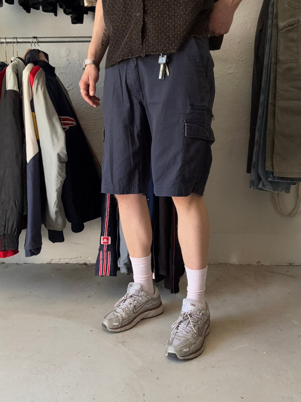 W34 | cargo shorts | navy | - Re:Junk Vintage
