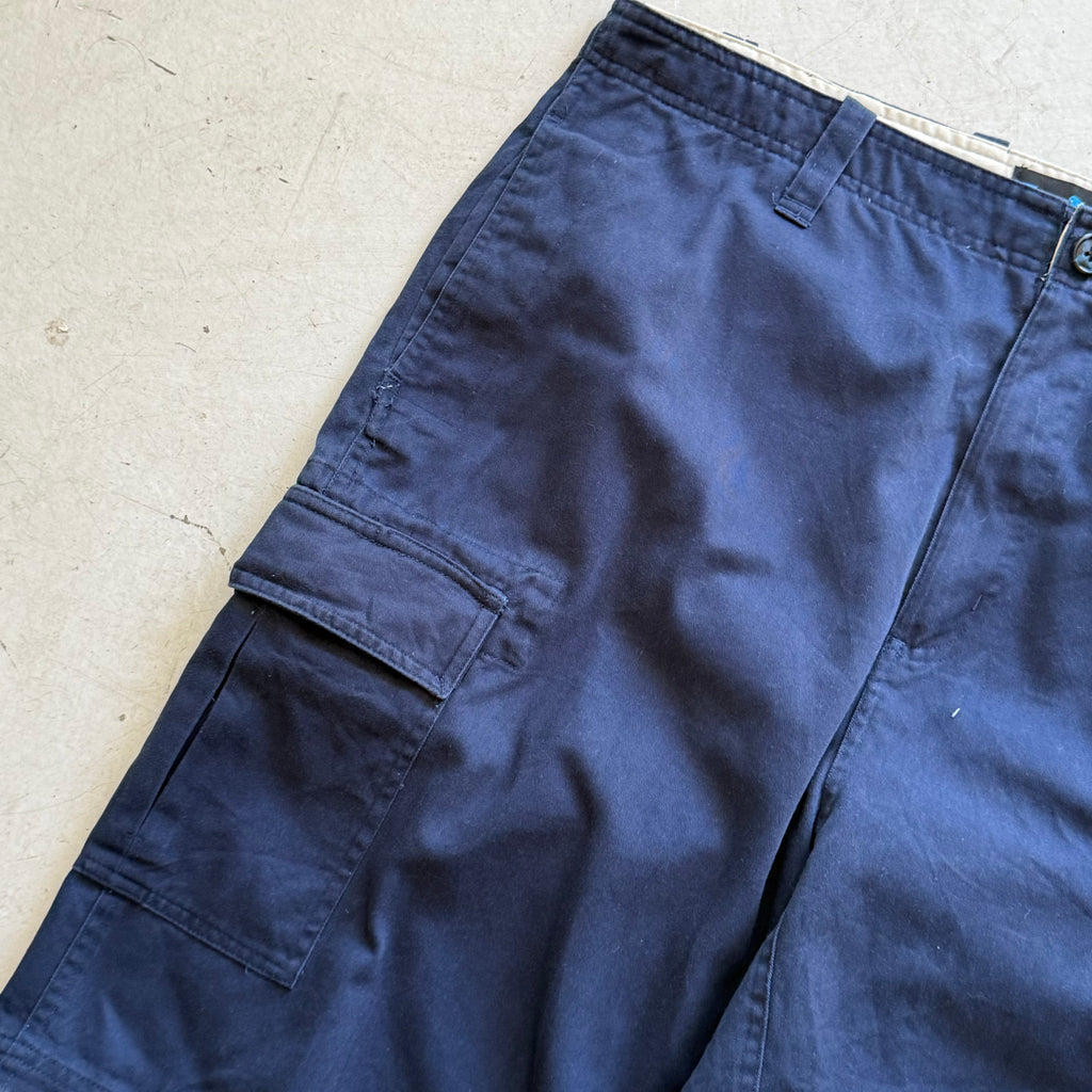 W34 | cargo shorts | navy | - Re:Junk Vintage