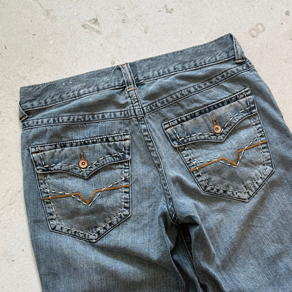 W34: Vintage denim jorts – loose fit workwear shorts - Re:Junk Vintage