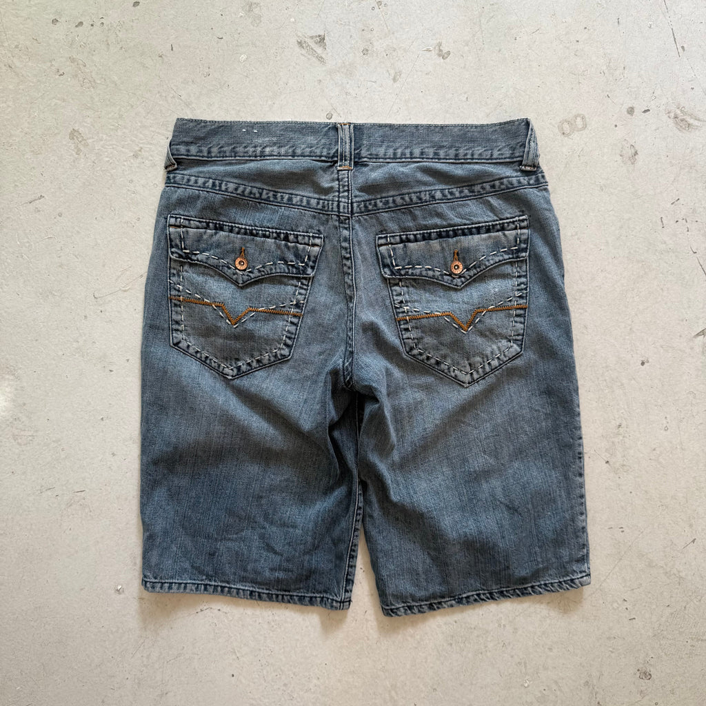 W34: Vintage denim jorts – loose fit workwear shorts - Re:Junk Vintage
