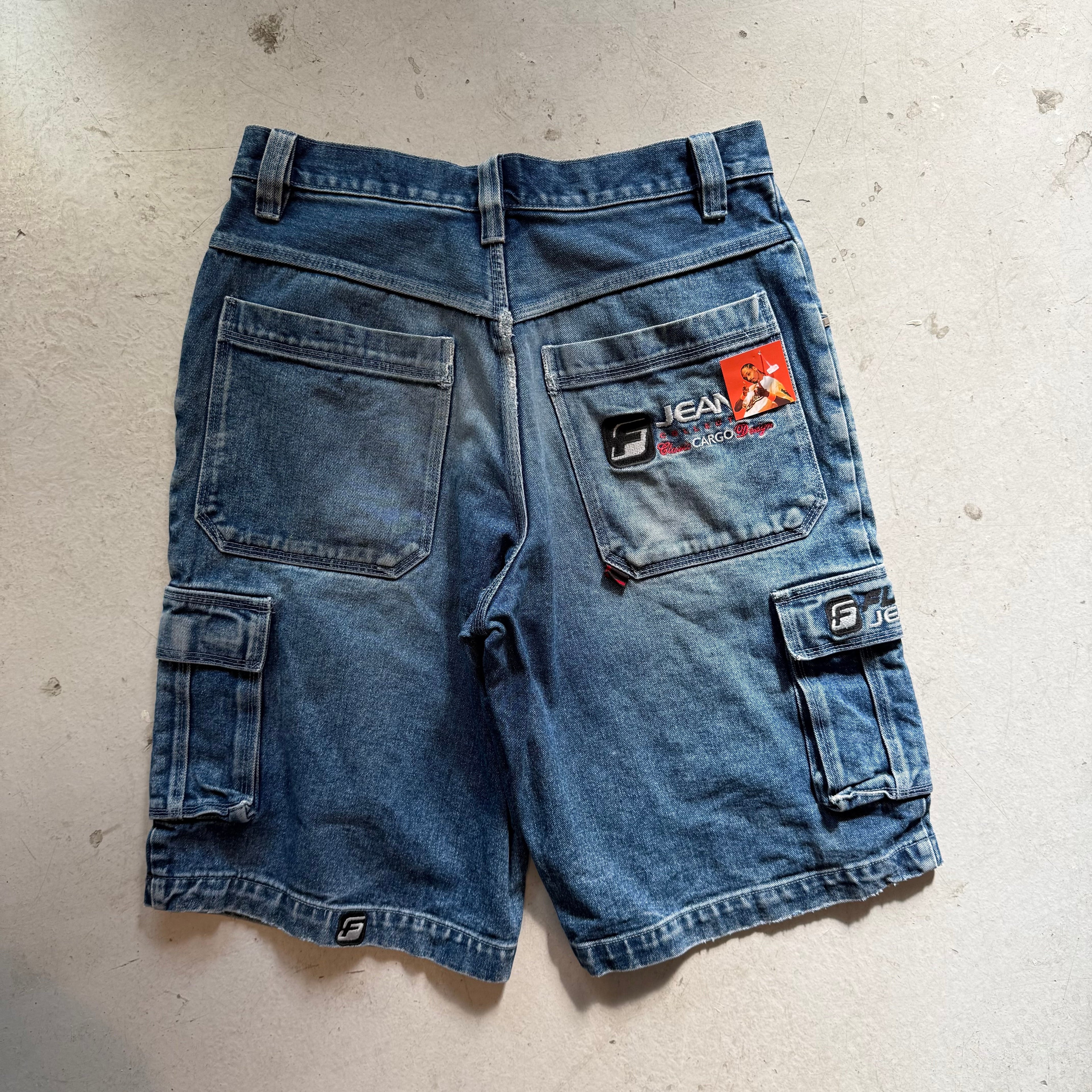 W34: Vintage denim jorts – loose fit workwear shorts