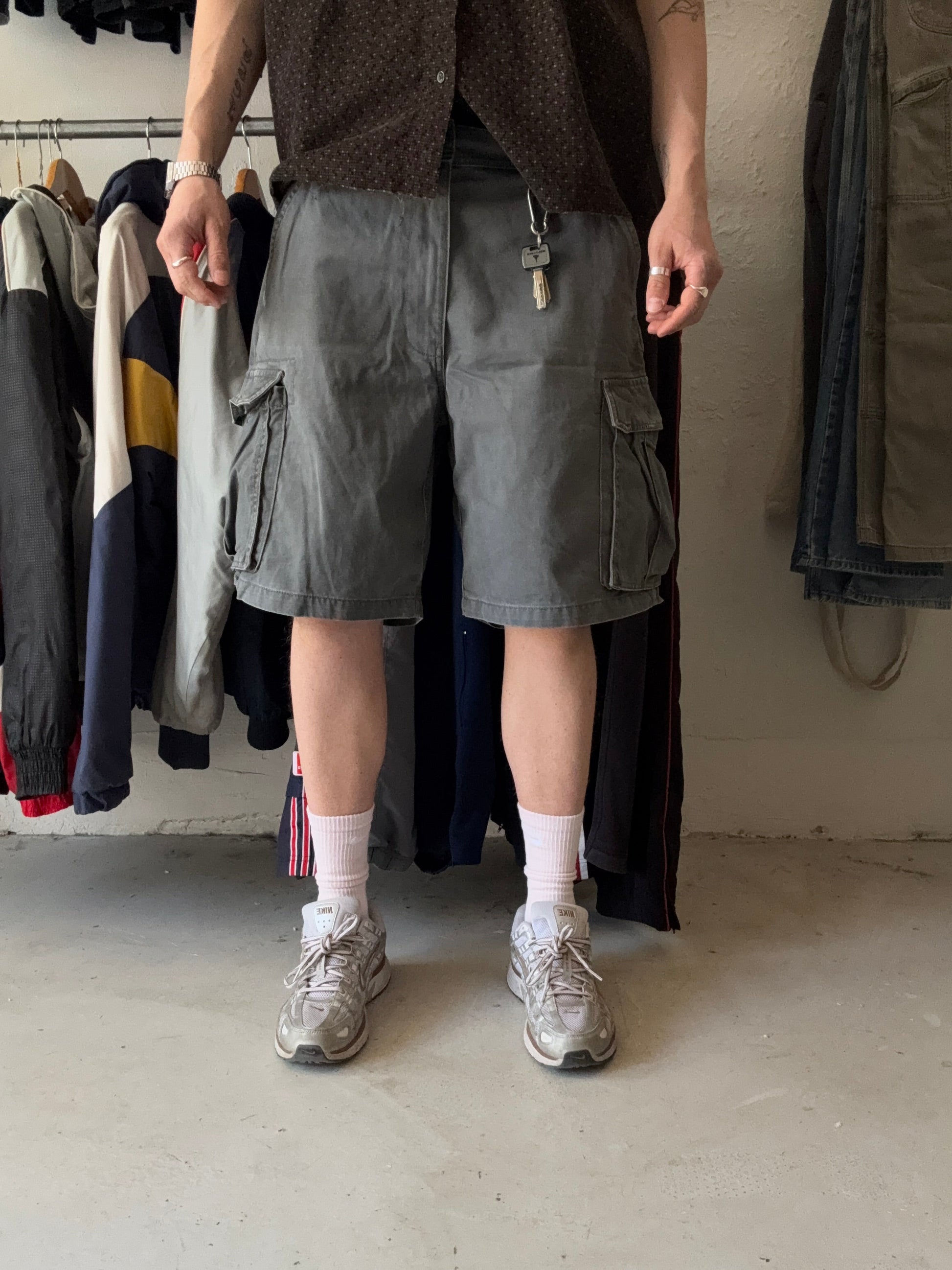 W36 | cargo shorts | Grå/Grøn | - Re:Junk Vintage