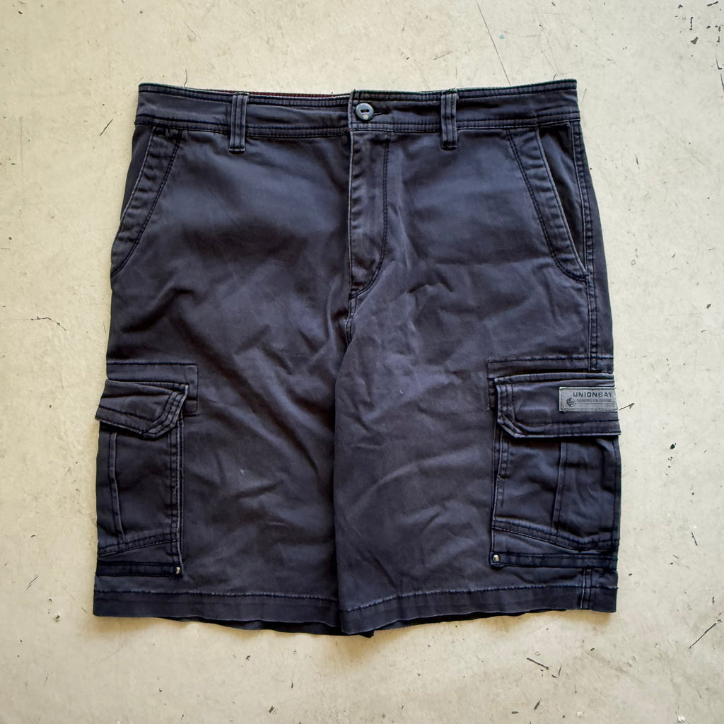 W36 | cargo shorts | Navy | - Re:Junk Vintage