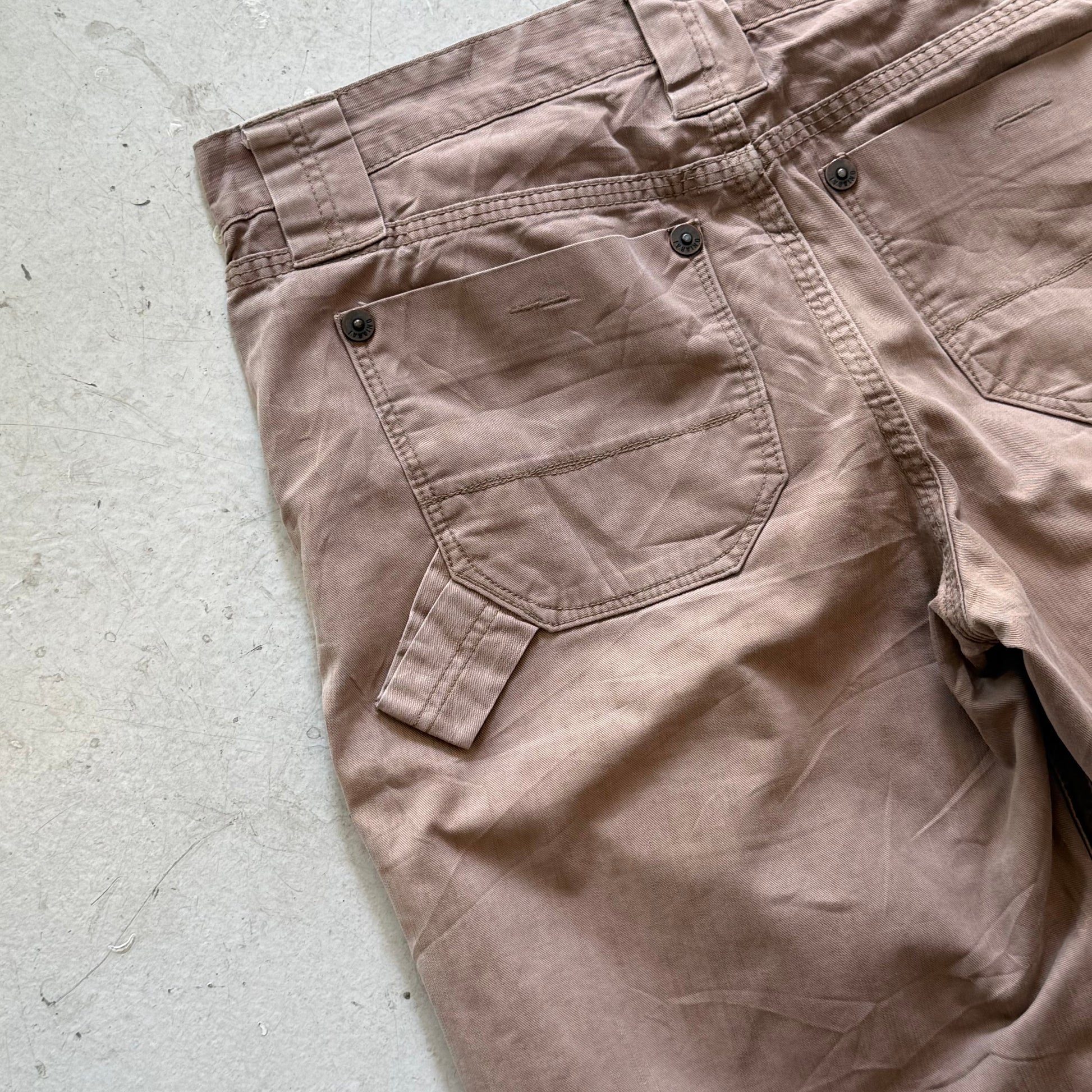W36: Vintage denim jorts – loose fit workwear shorts - Re:Junk Vintage