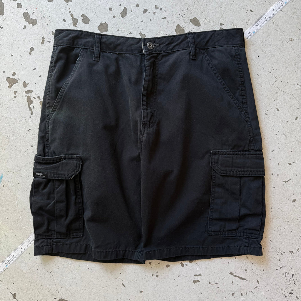 Wrangler | cargo shorts | sort | W32 - Re:Junk Vintage