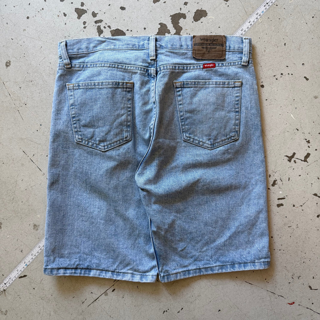 Wrangler | denim shorts | lys blå | W32 - Re:Junk Vintage