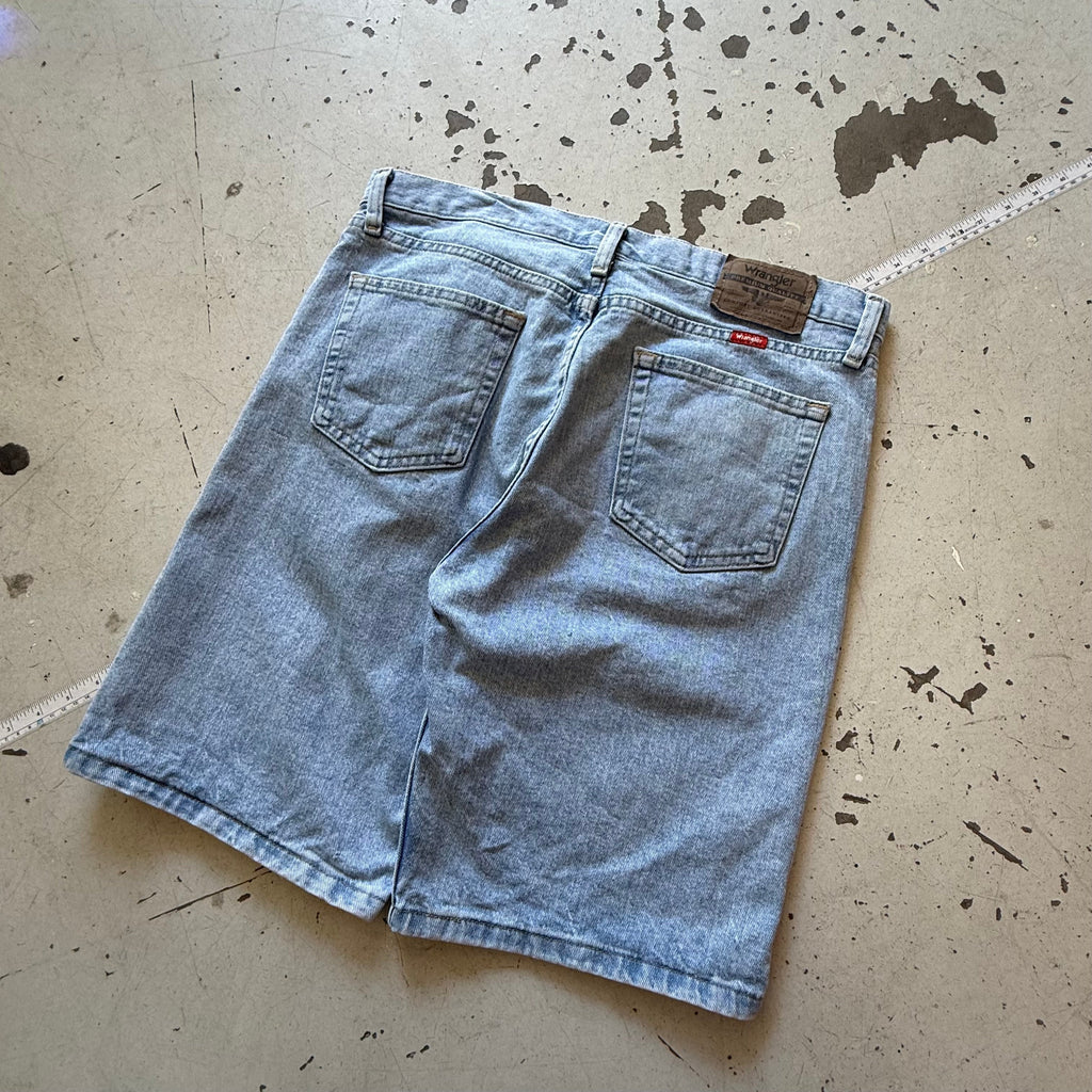 Wrangler | denim shorts | lys blå | W32 - Re:Junk Vintage