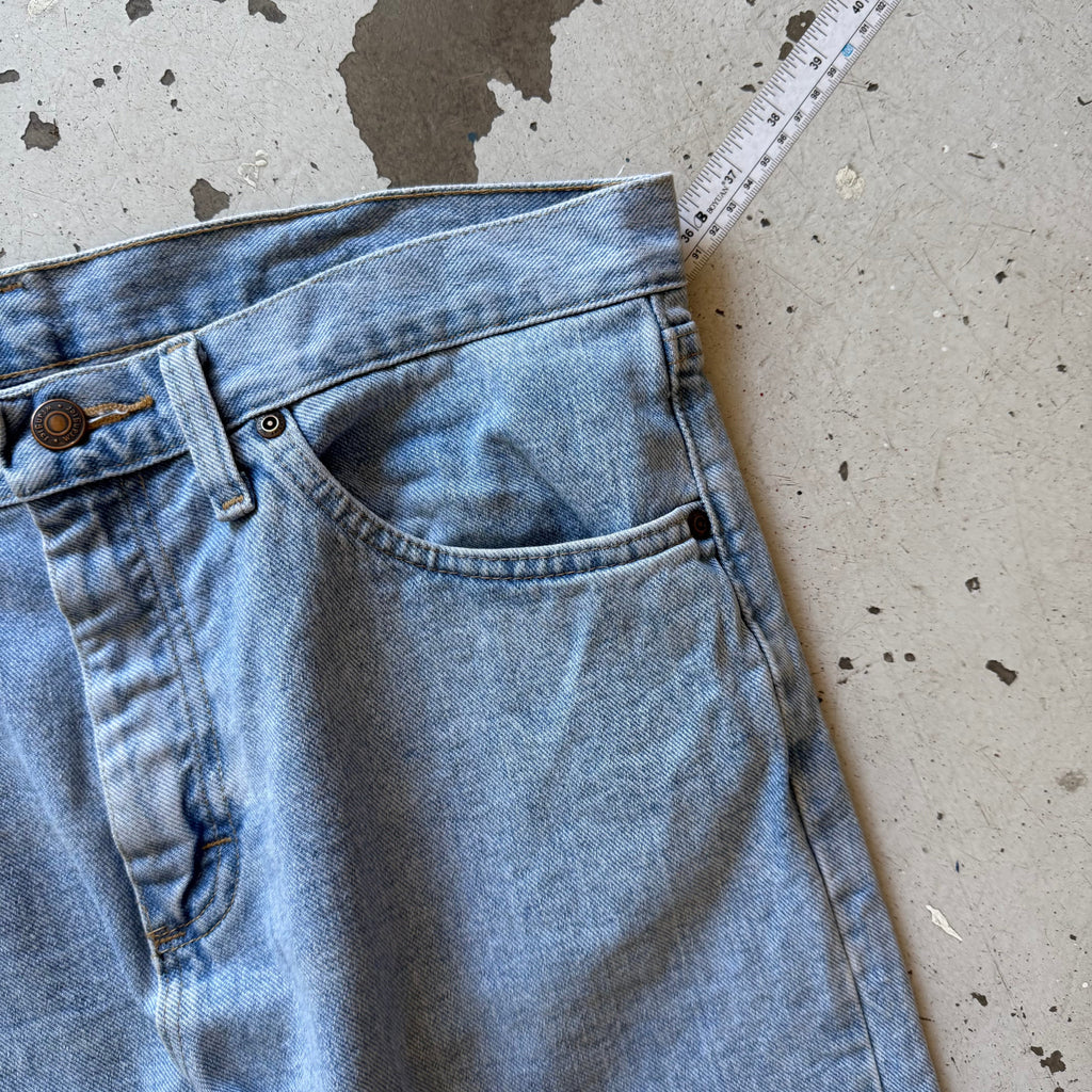Wrangler | denim shorts | lys blå | W32 - Re:Junk Vintage